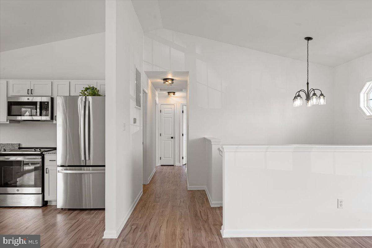 INWOOD VILLAGE - Residential