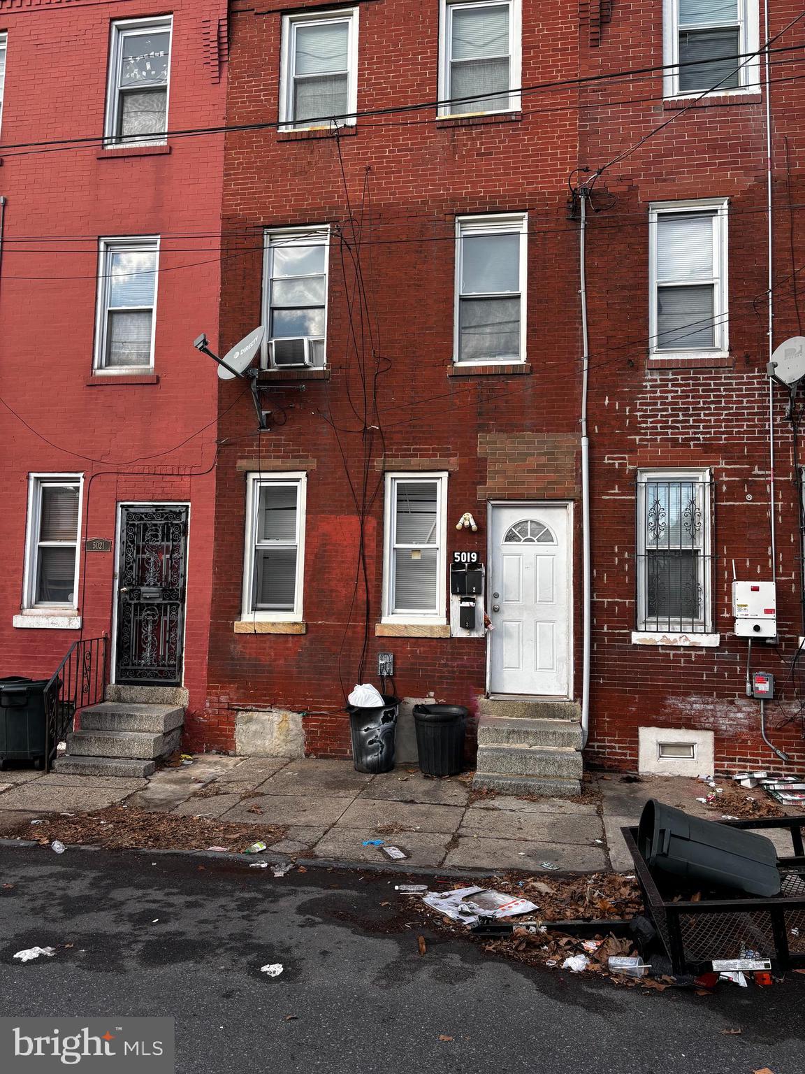 WEST PHILADELPHIA - Residential Income
