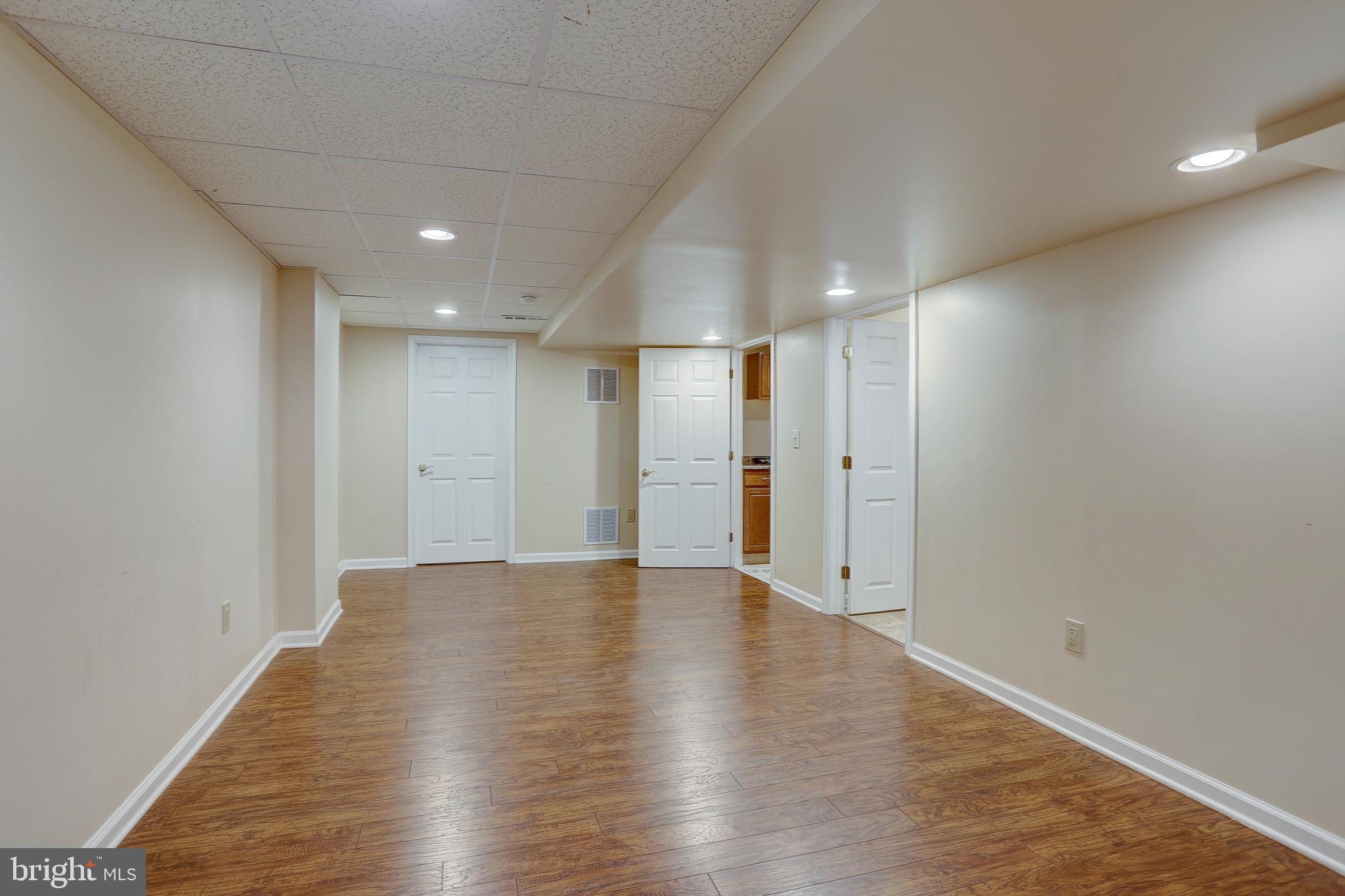 MEADOWS AT VALLEYFRG - Residential