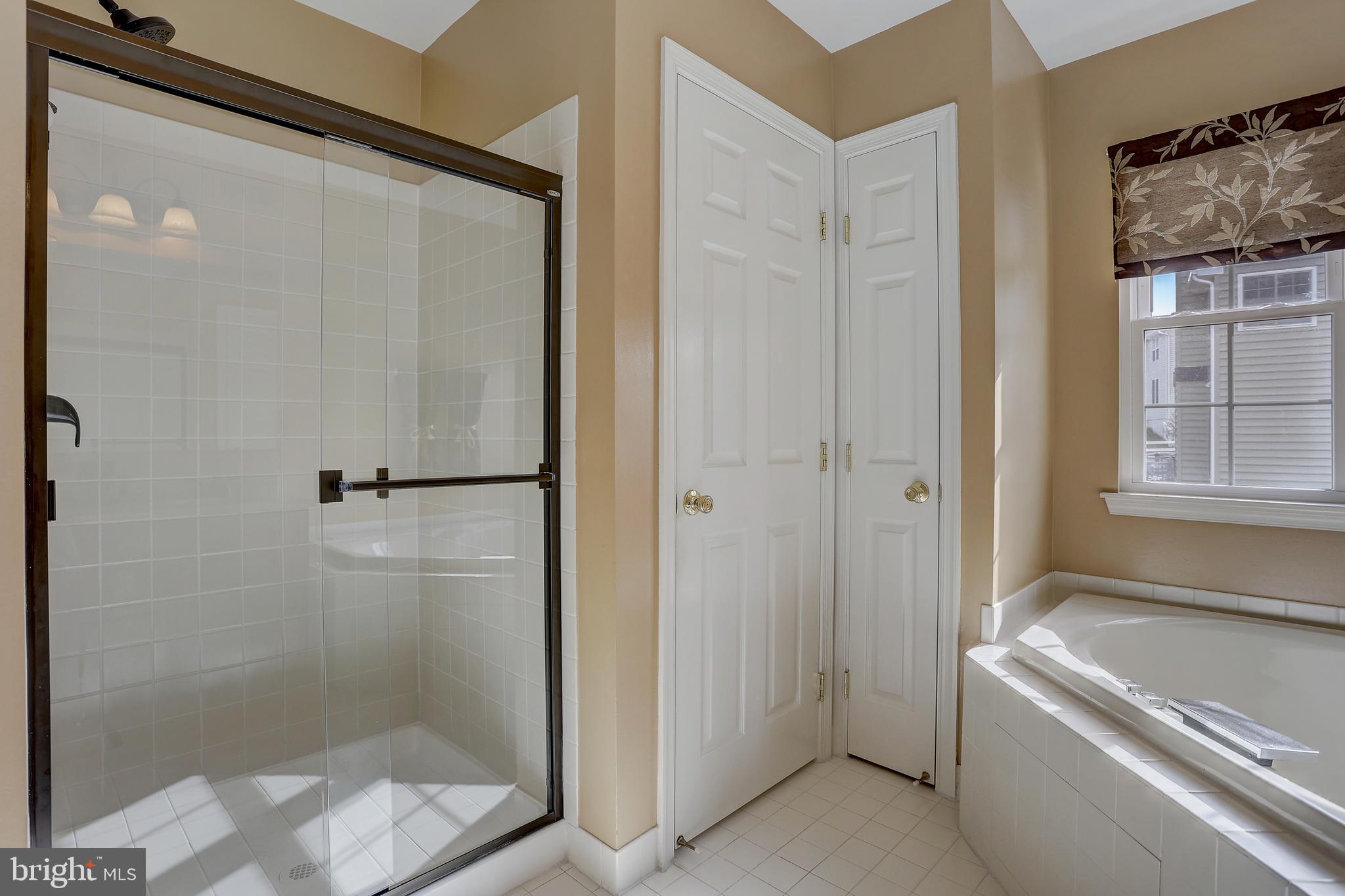 MEADOWS AT VALLEYFRG - Residential