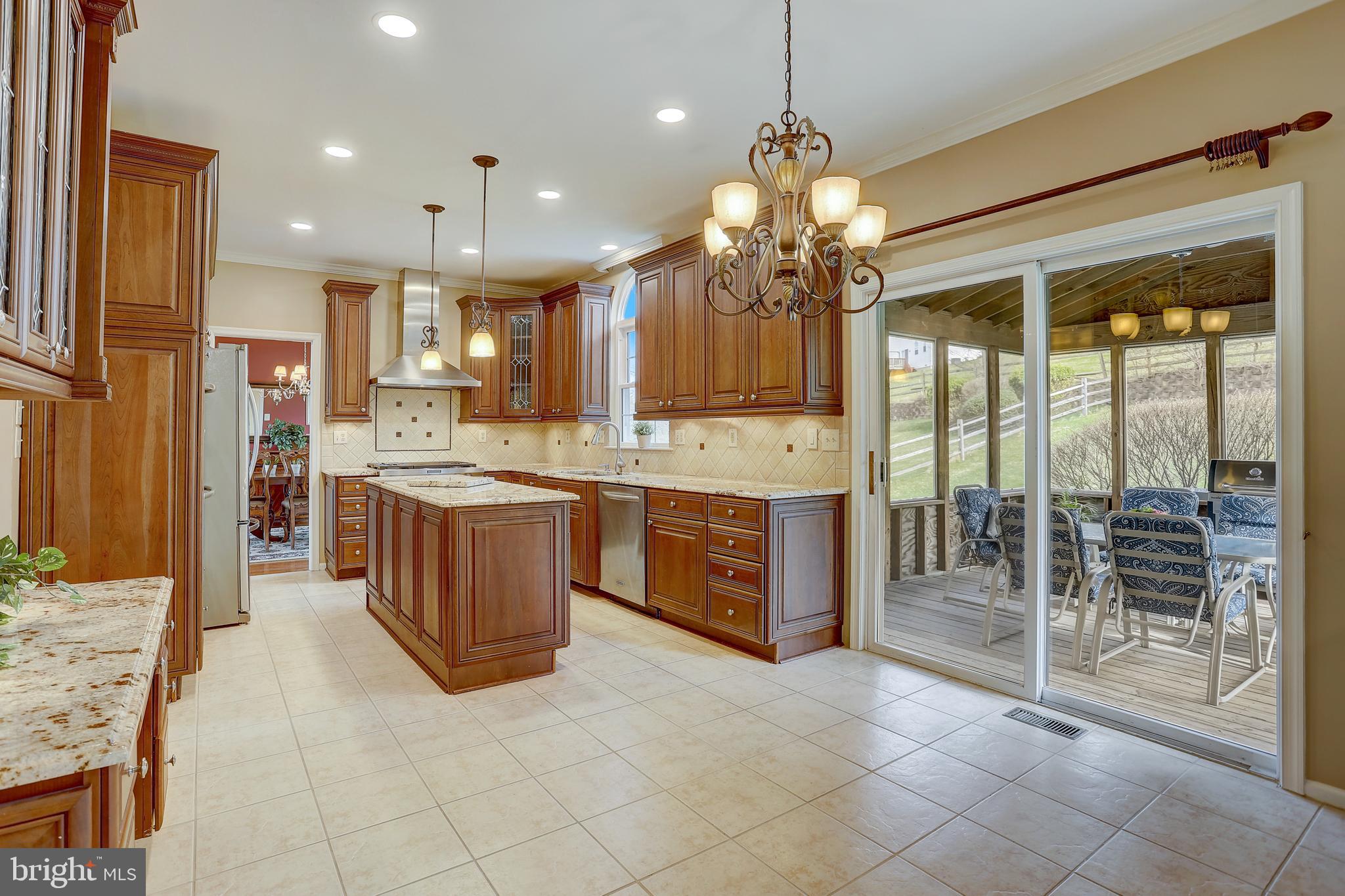 MEADOWS AT VALLEYFRG - Residential