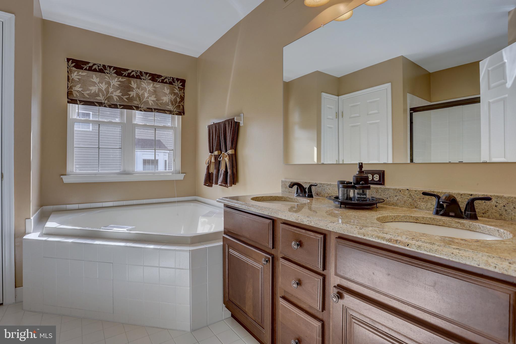 MEADOWS AT VALLEYFRG - Residential