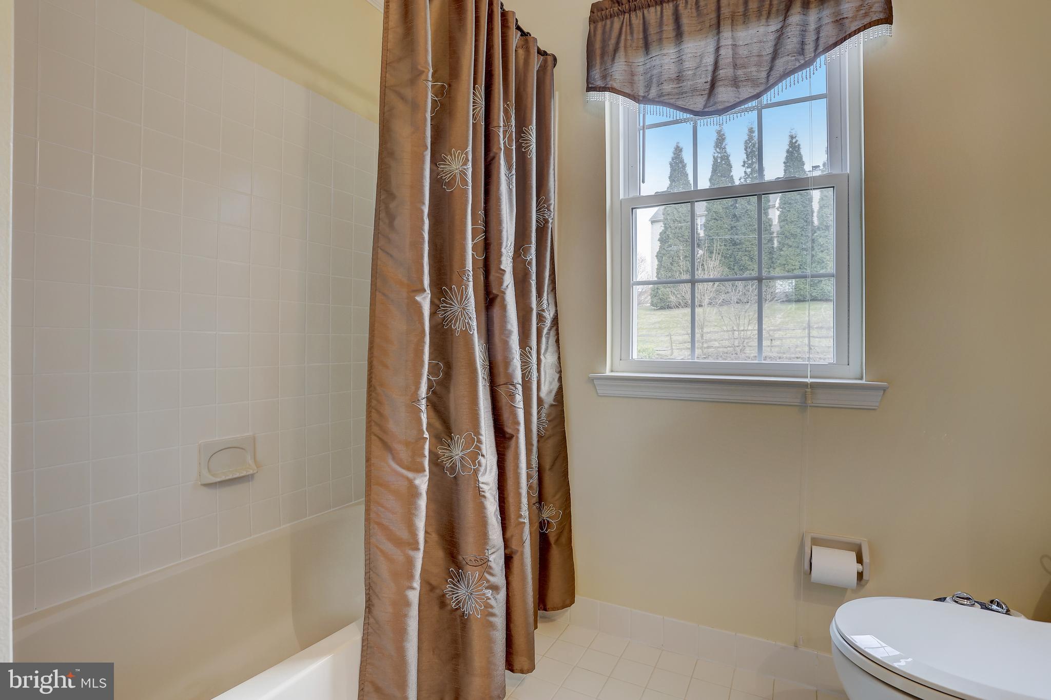 MEADOWS AT VALLEYFRG - Residential