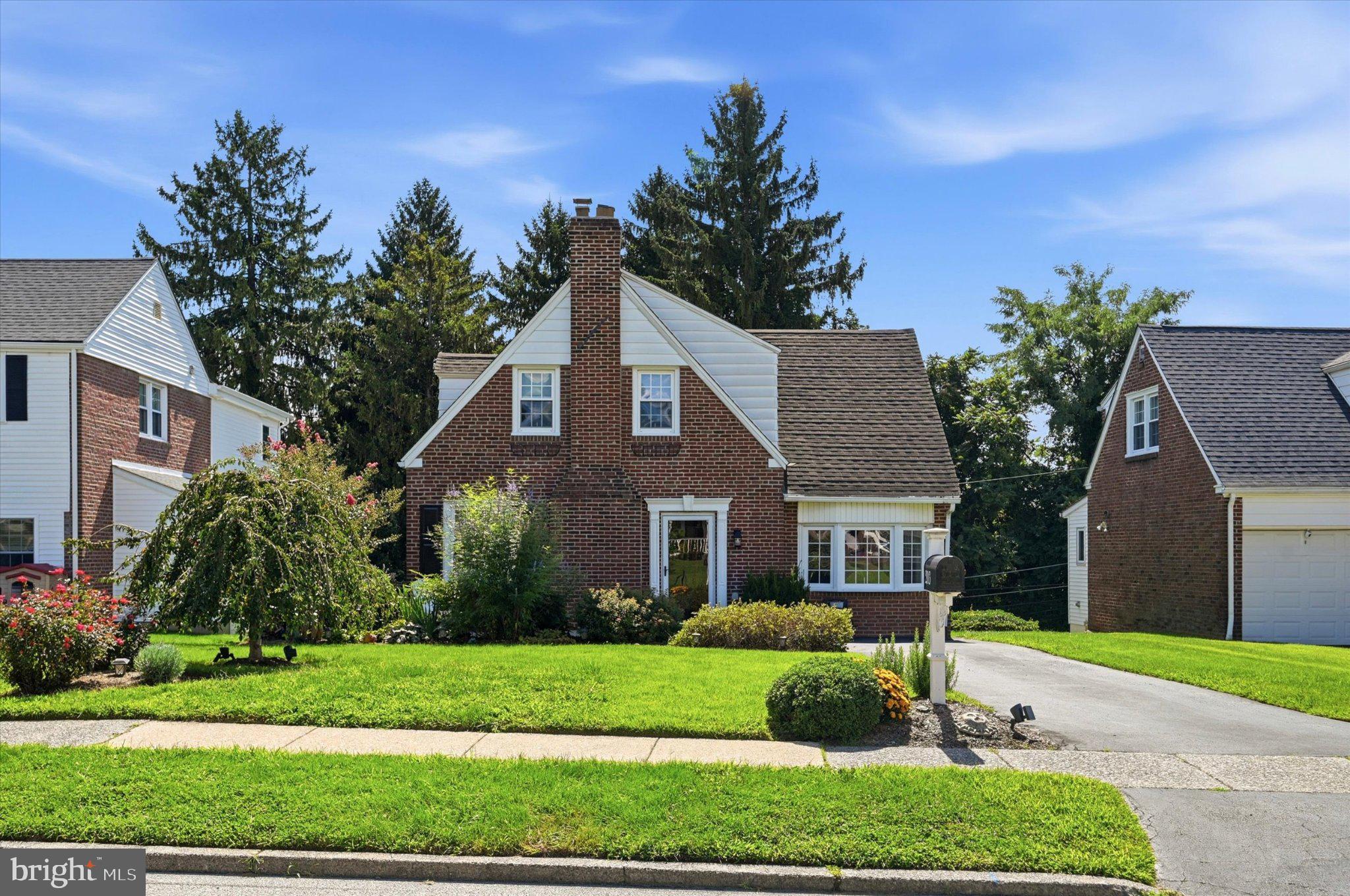 203 WALNUT HILL LANE