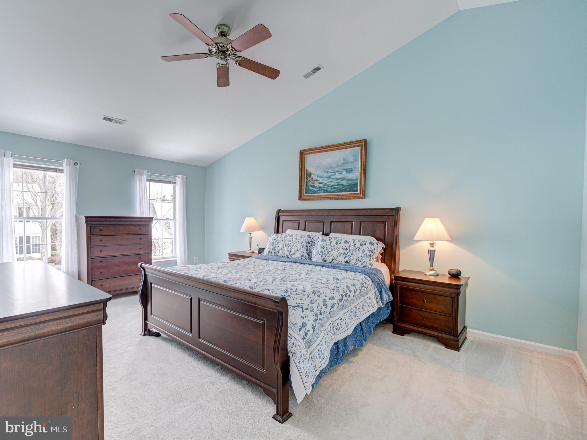 ASHBURN MANOR - Residential