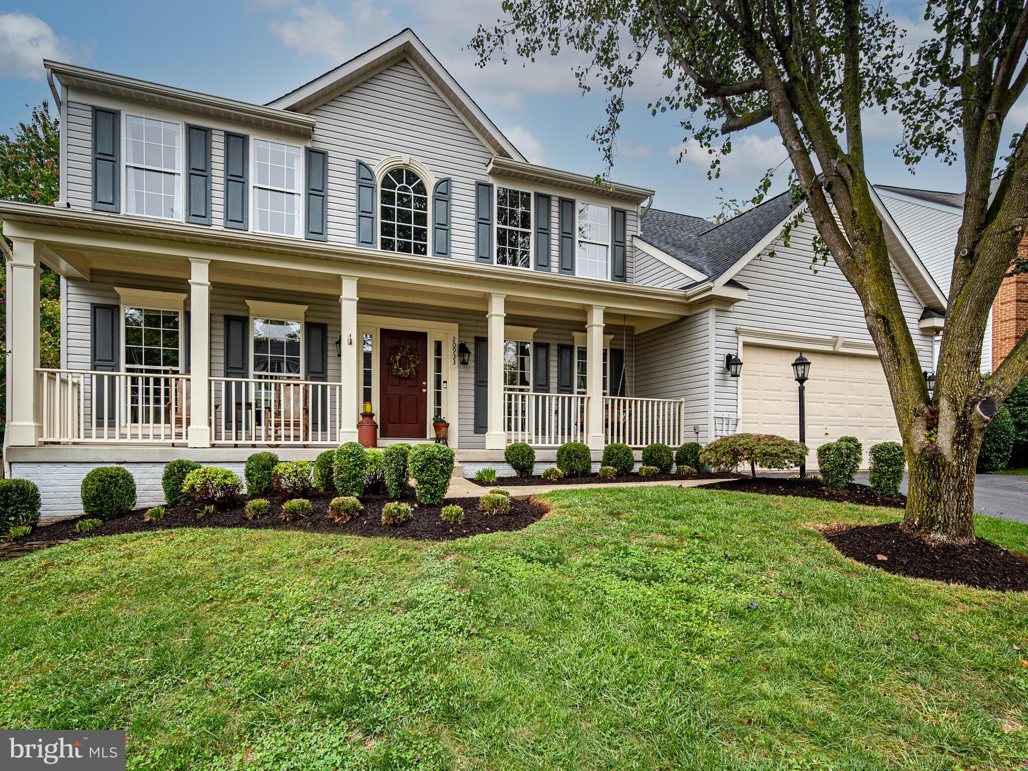 ASHBURN MANOR - Residential