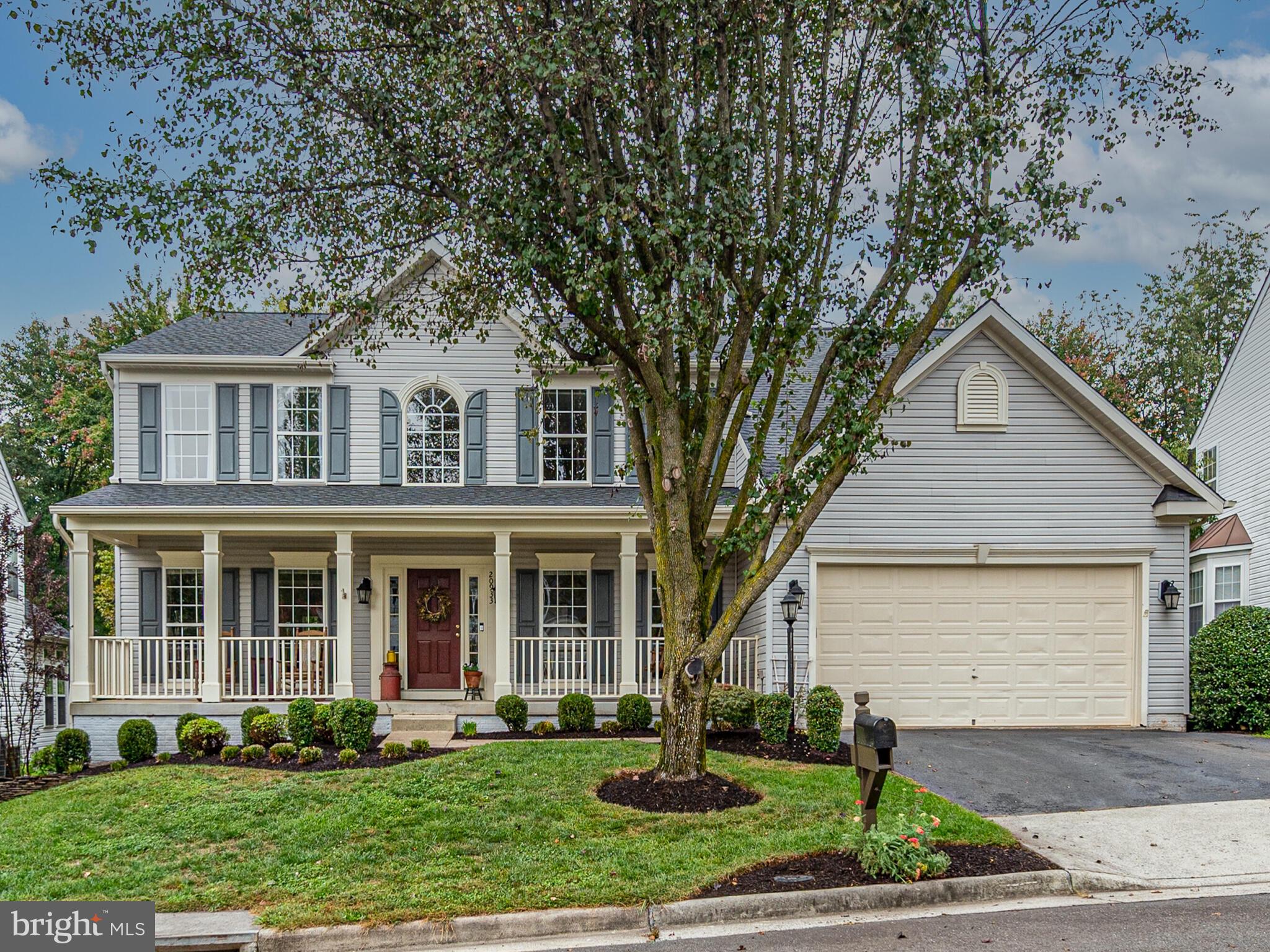 ASHBURN MANOR - Residential