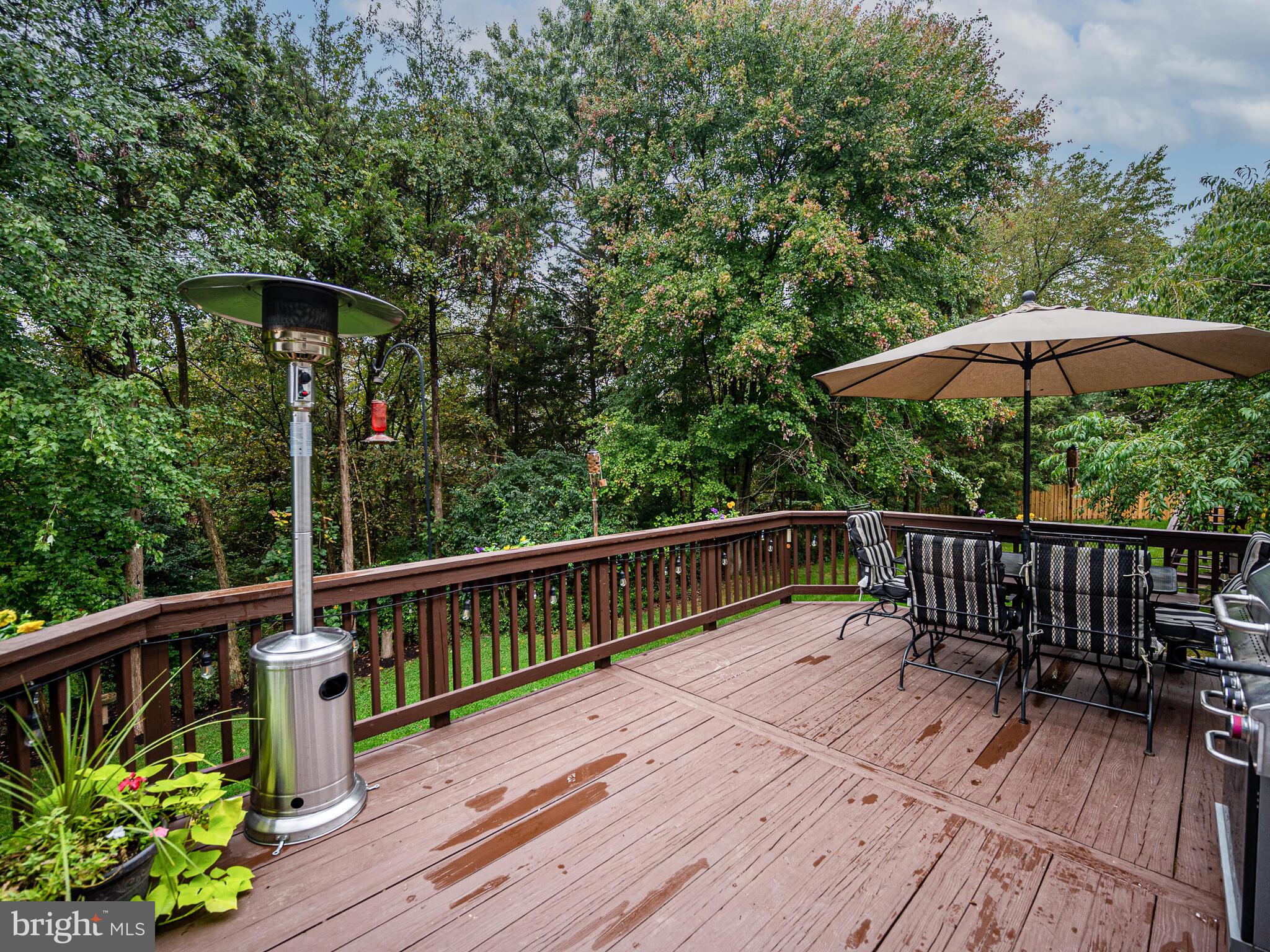 ASHBURN MANOR - Residential