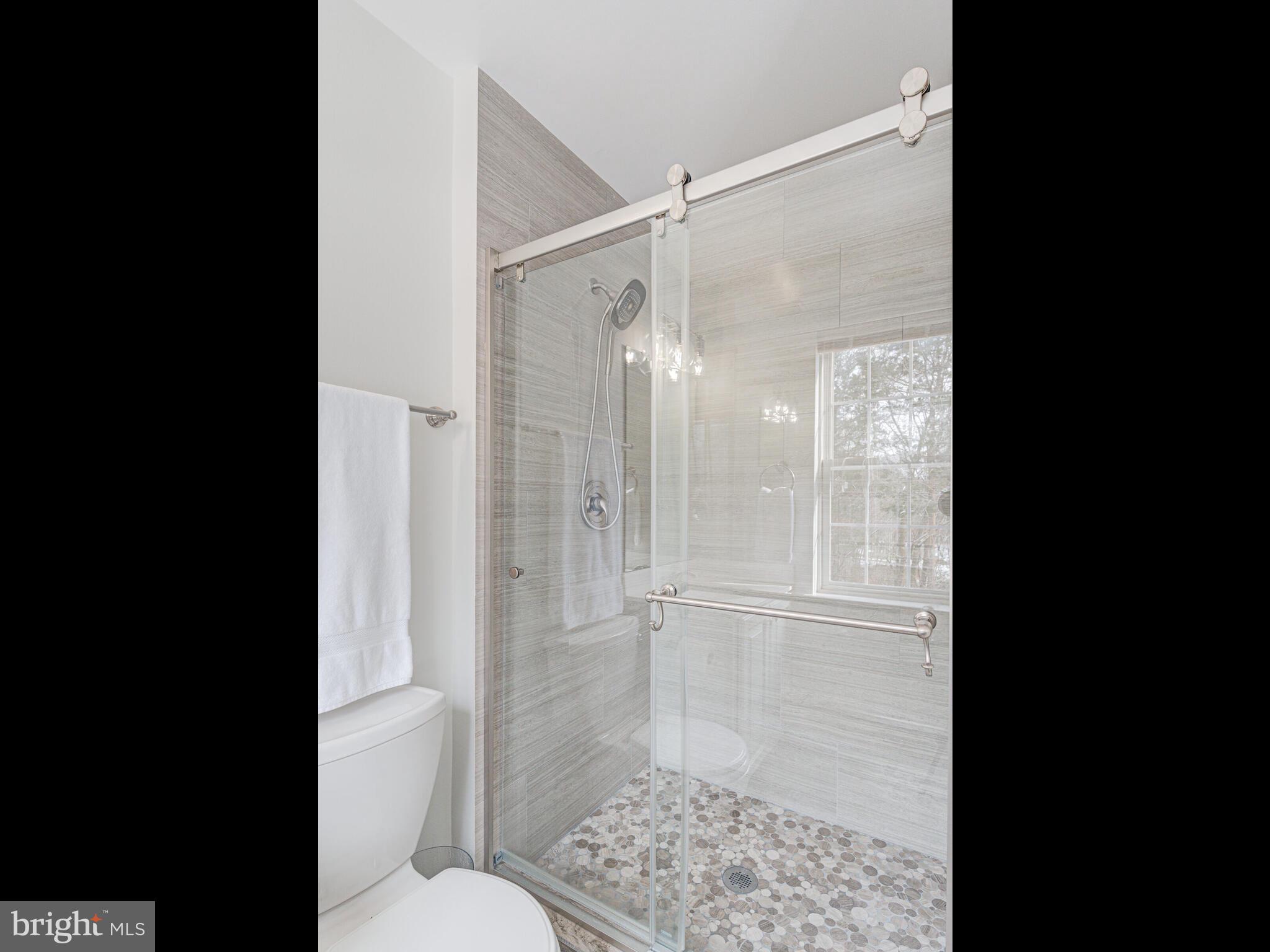 ASHBURN MANOR - Residential