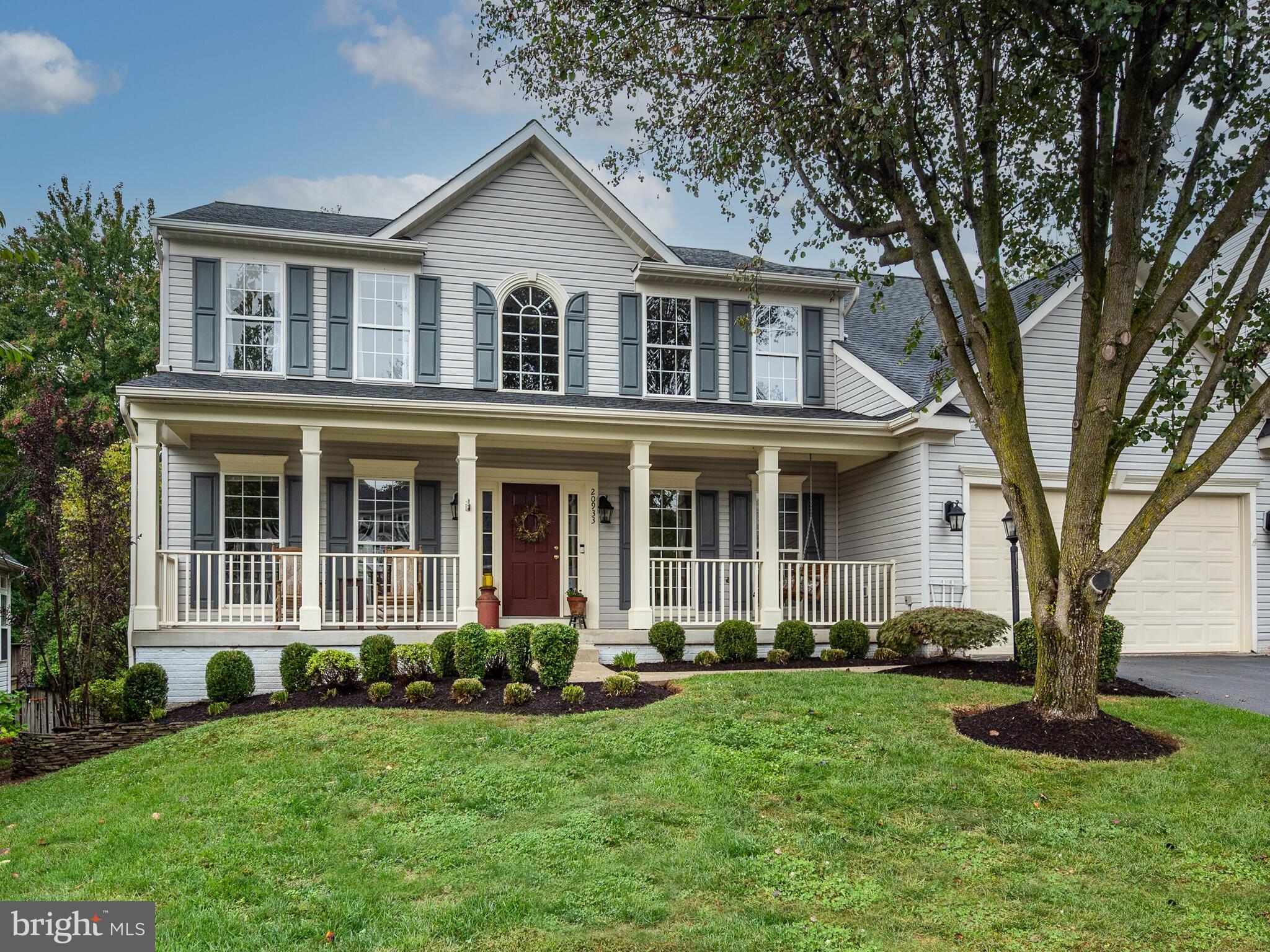 ASHBURN MANOR - Residential