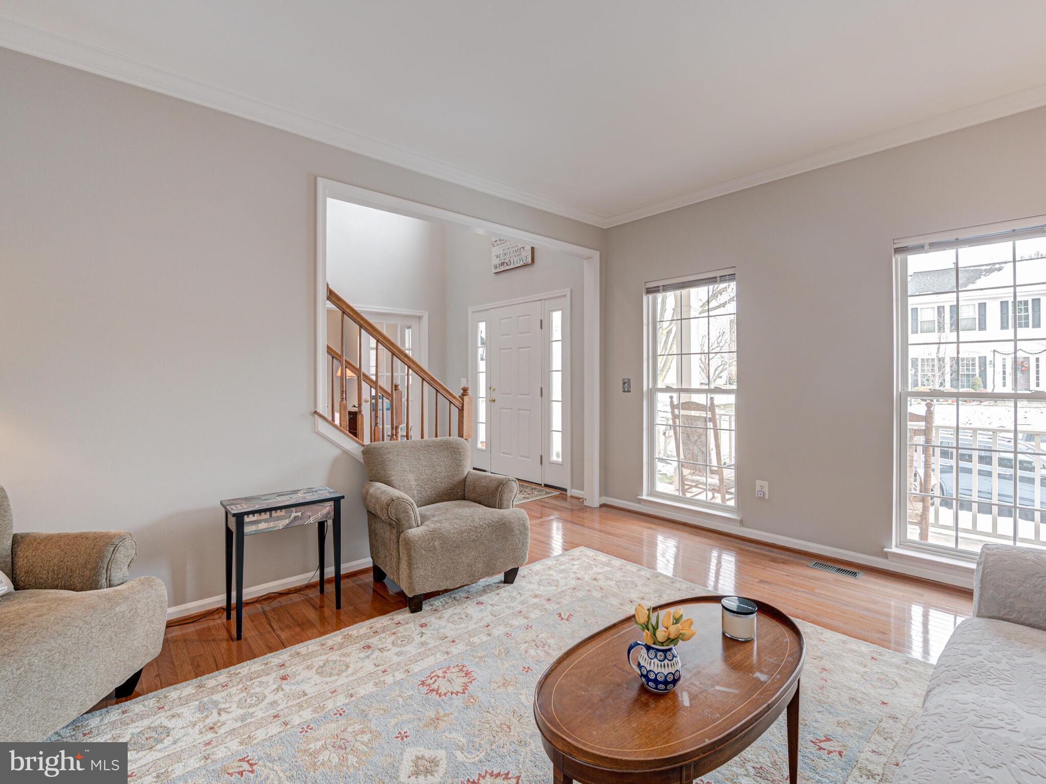 ASHBURN MANOR - Residential