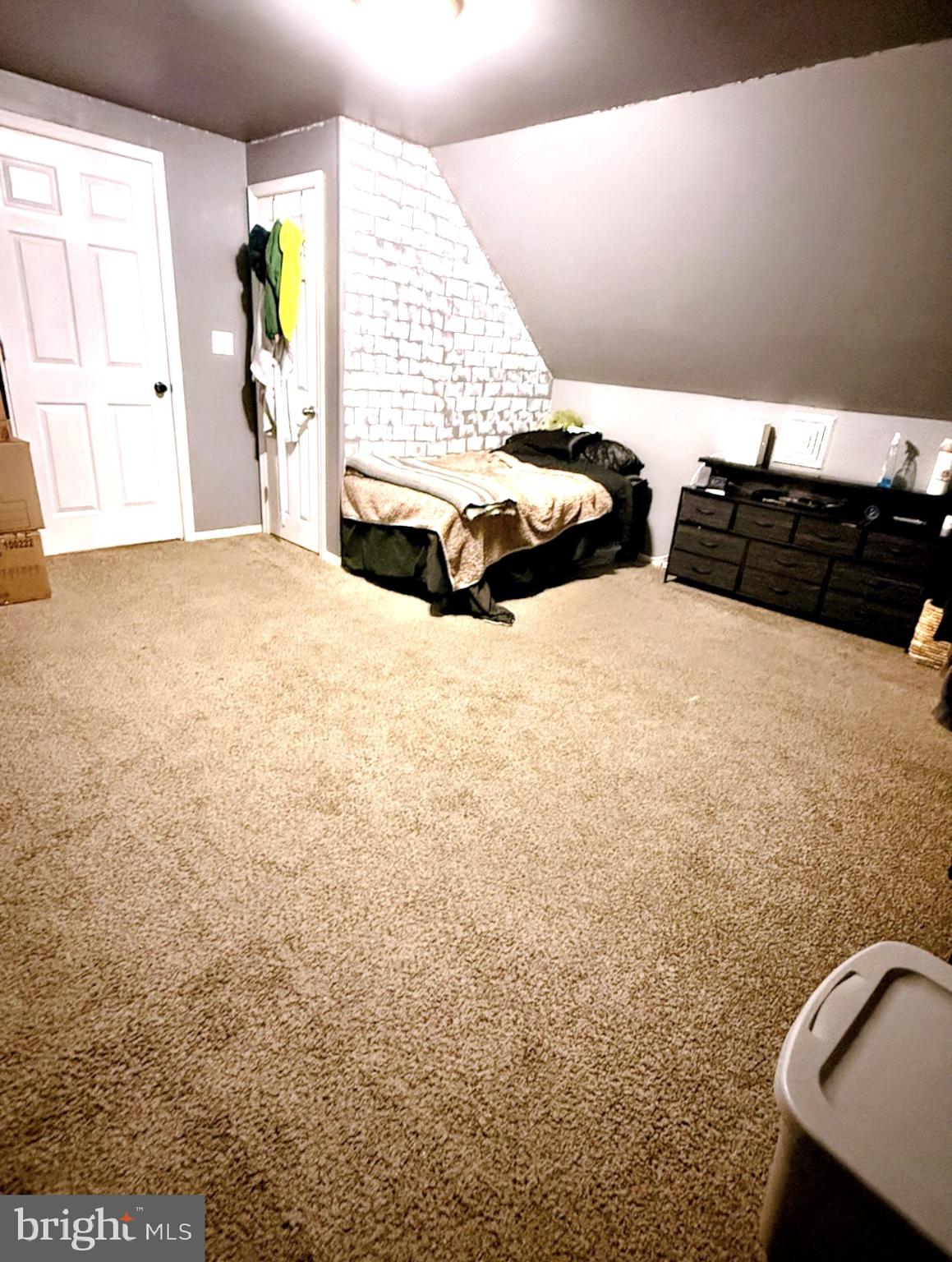 MILL CREEK FALLS - Residential