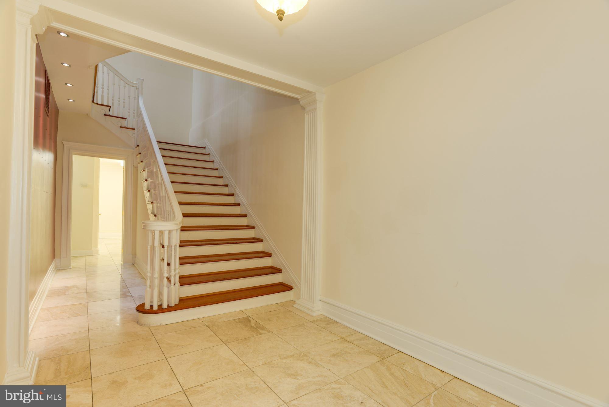 KALORAMA - Commercial Sale