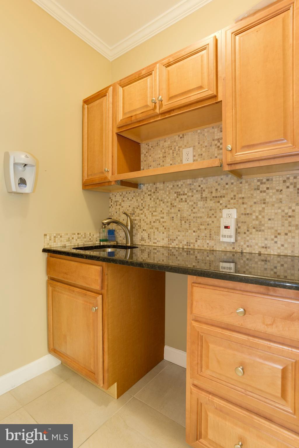 KALORAMA - Commercial Sale