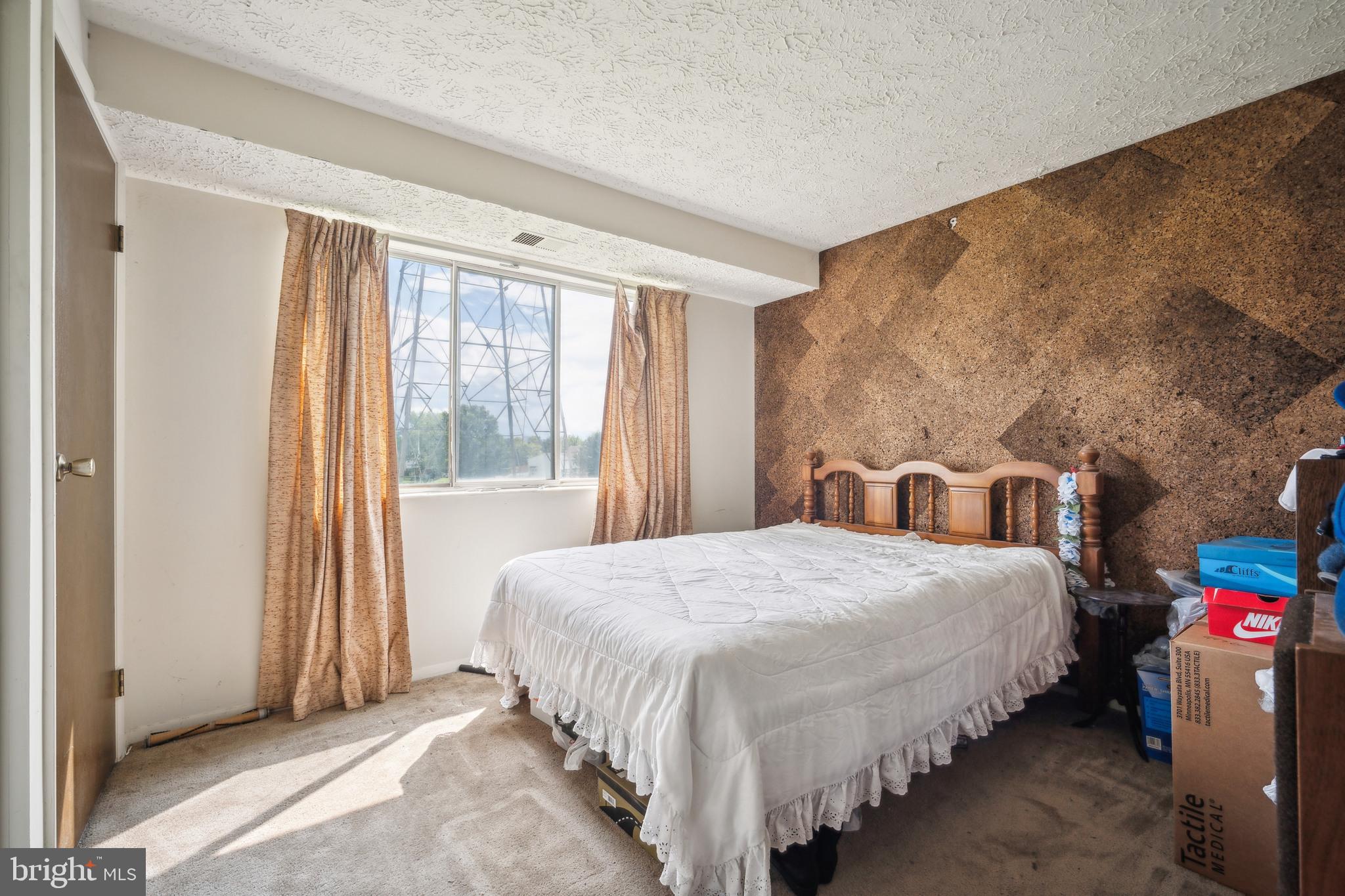 AMBERTOWNE - Residential