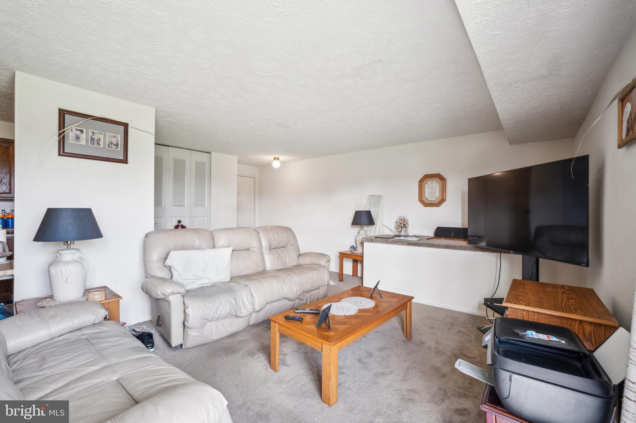 AMBERTOWNE - Residential