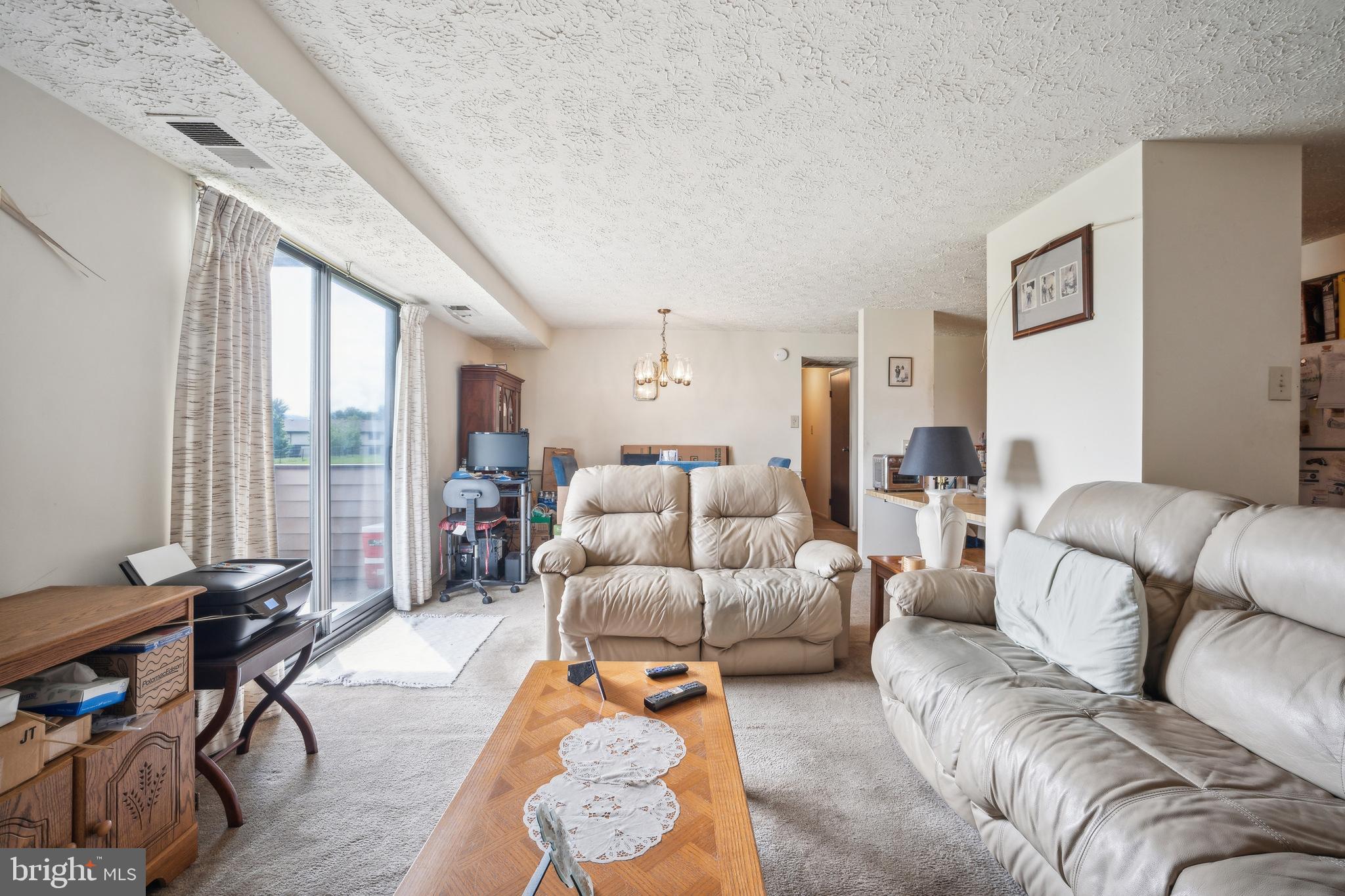 AMBERTOWNE - Residential