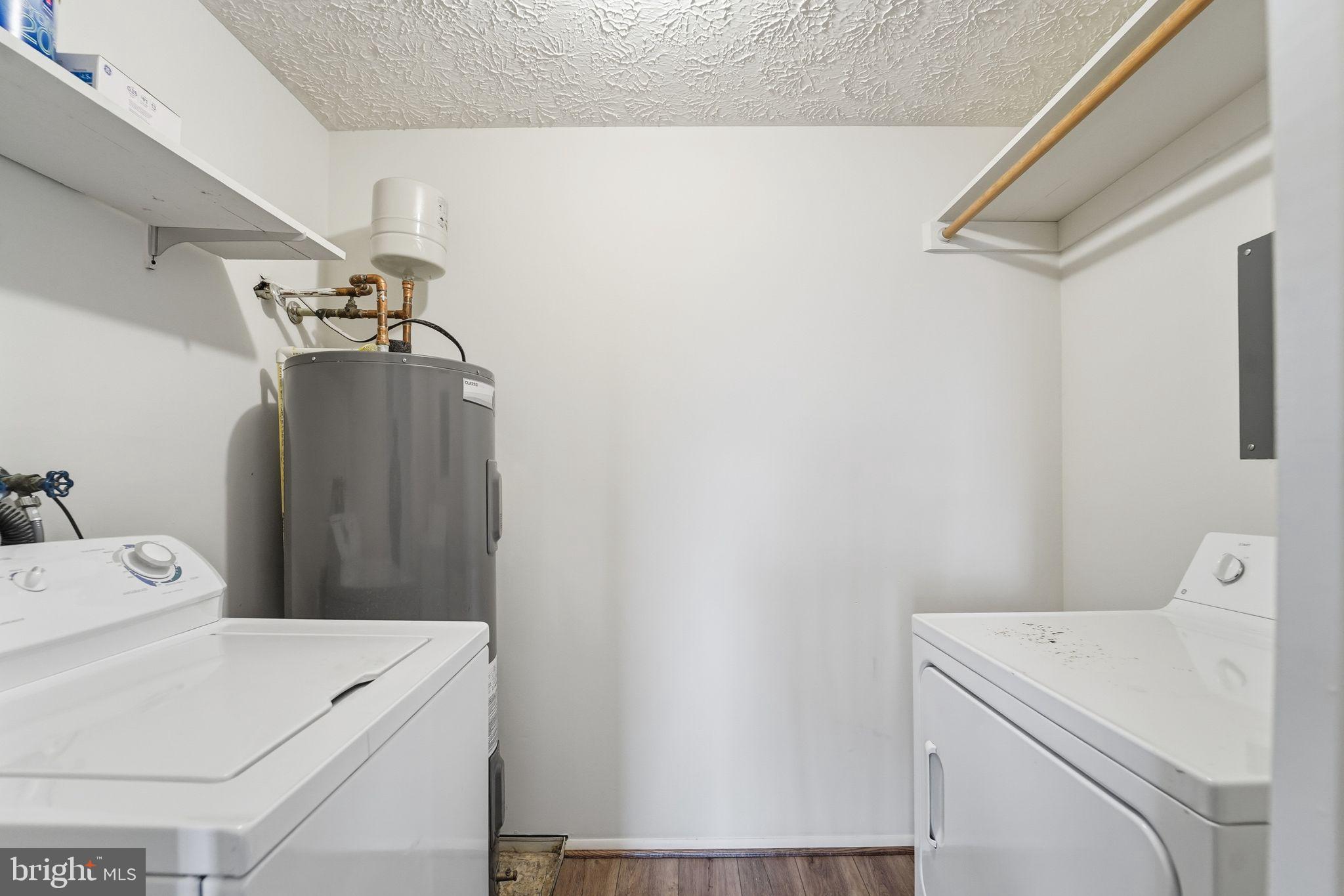 AMBERTOWNE - Residential