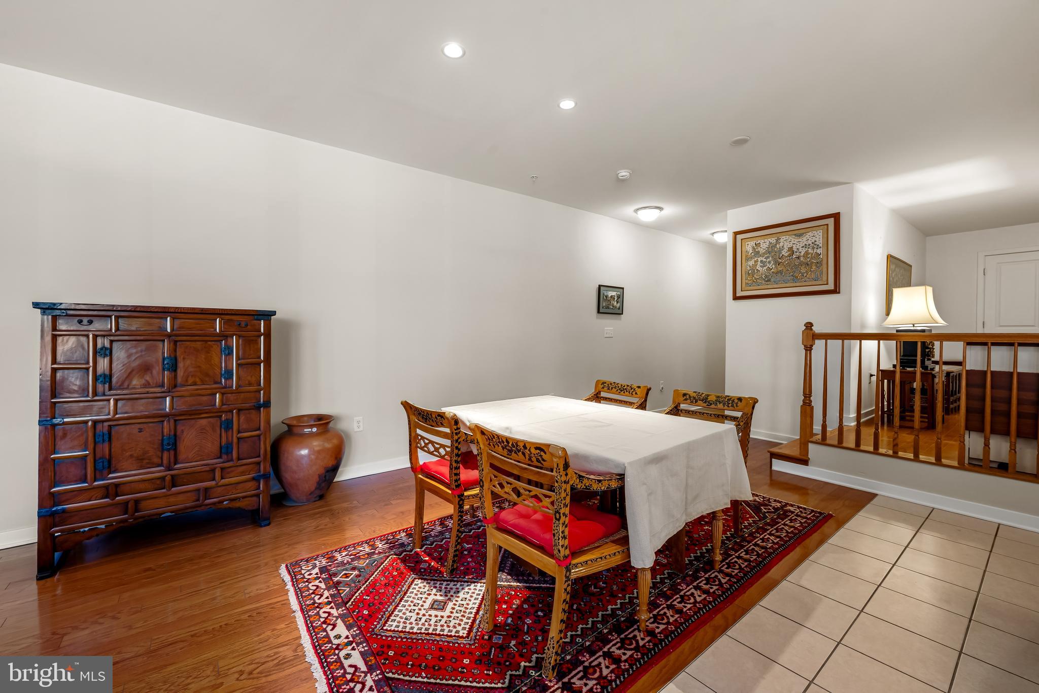 CHARLES VILLAGE - Residential