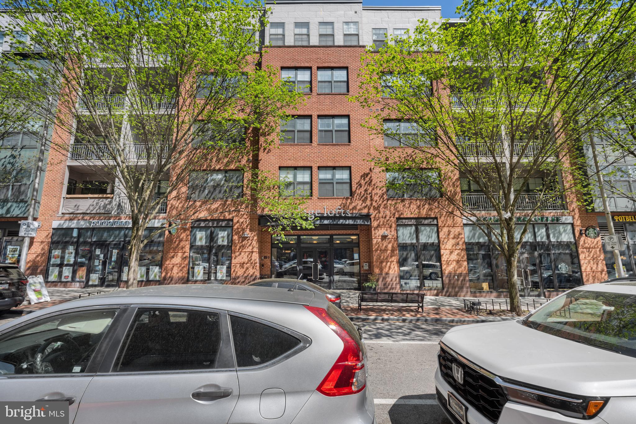 CHARLES VILLAGE - Residential