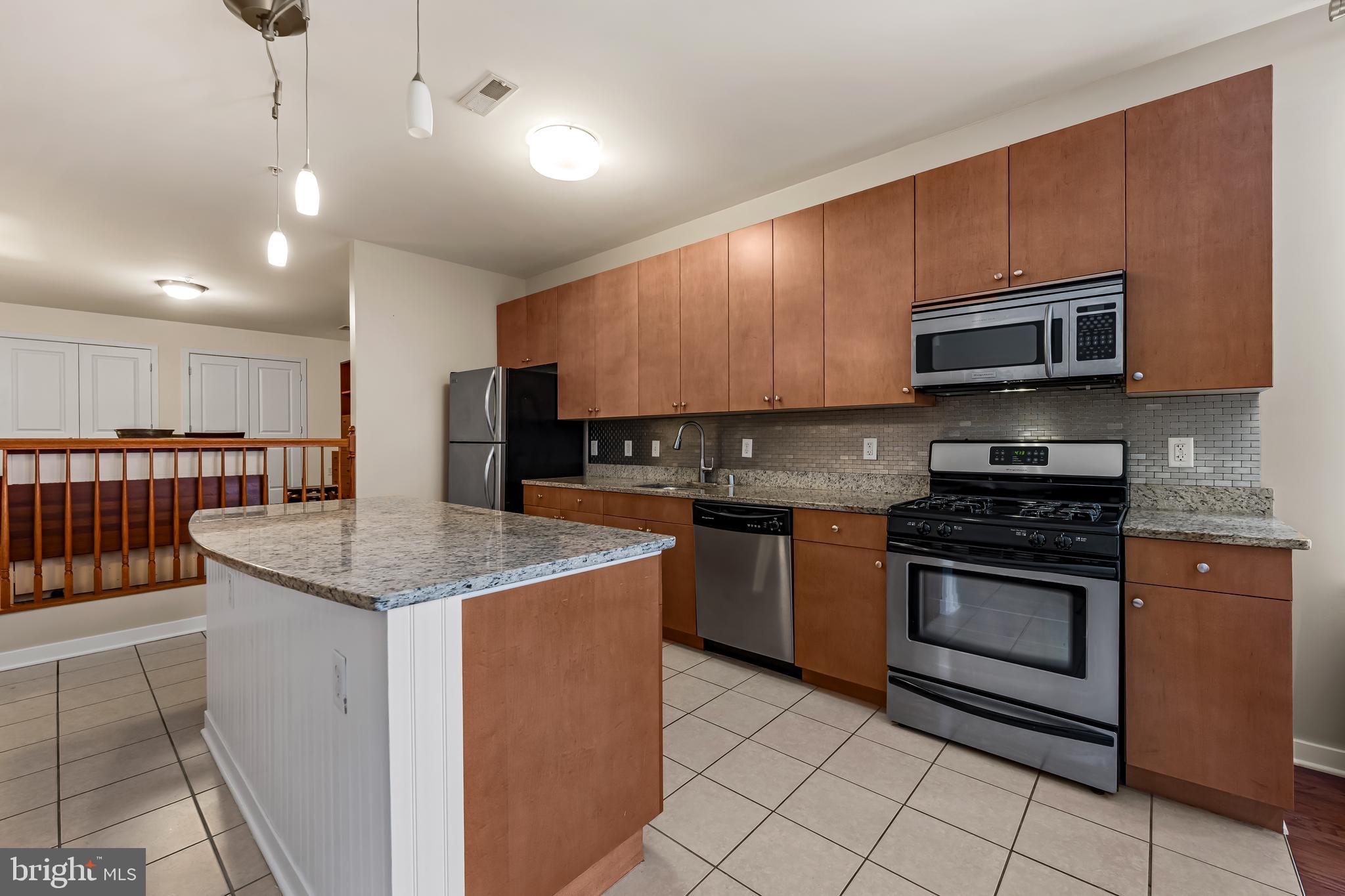 CHARLES VILLAGE - Residential