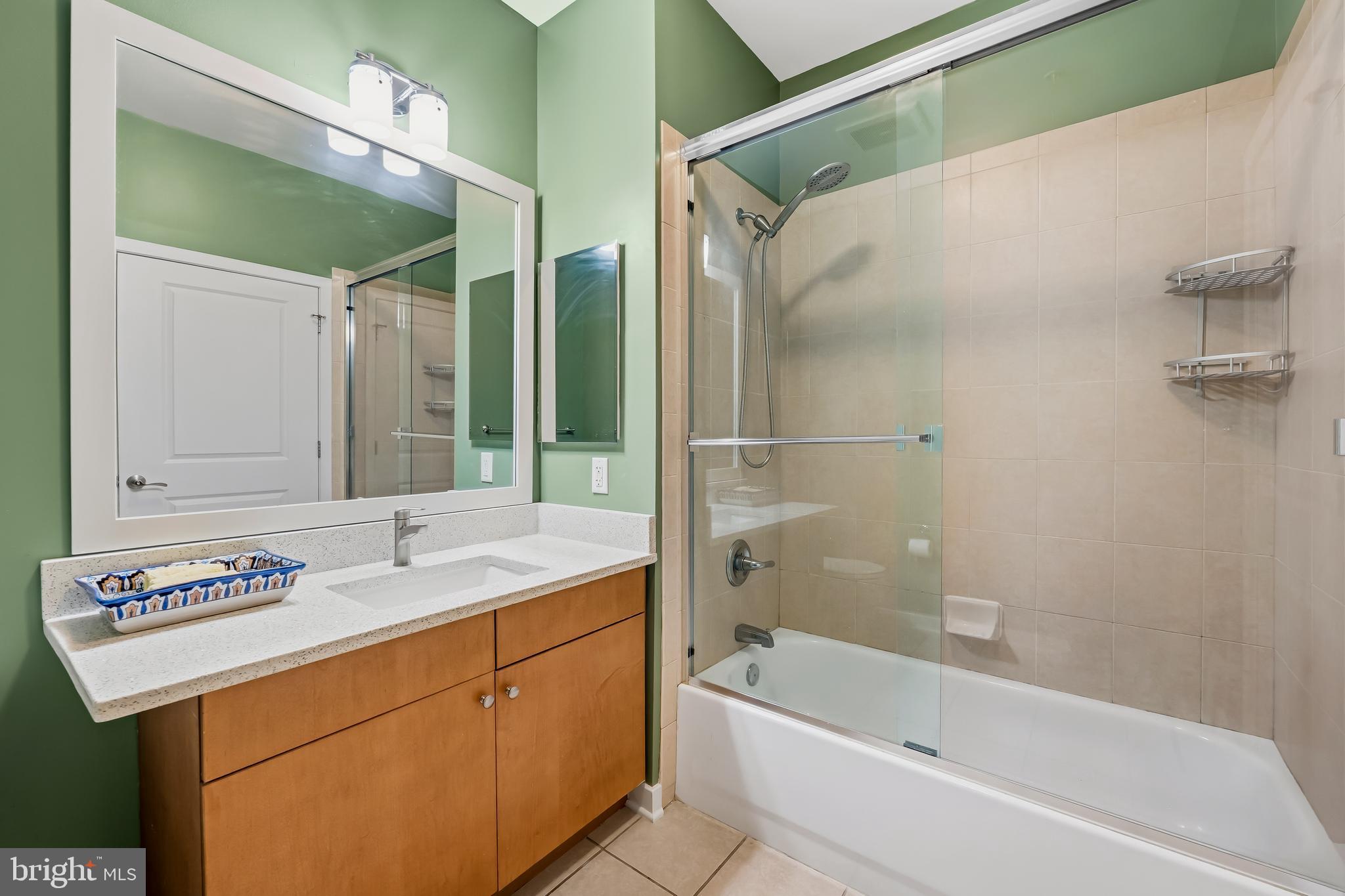 CHARLES VILLAGE - Residential