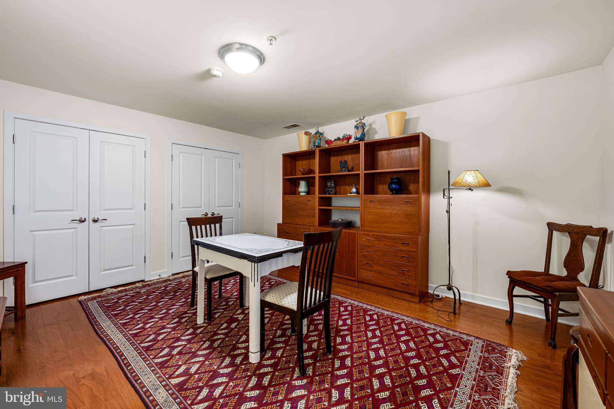 CHARLES VILLAGE - Residential