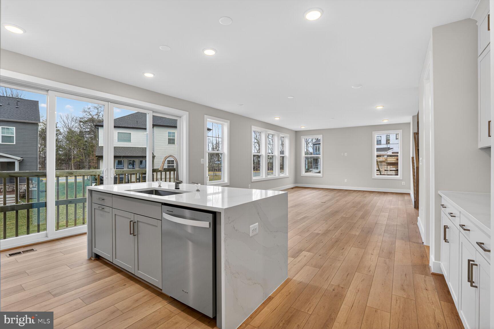 BRAMBLETON - Residential