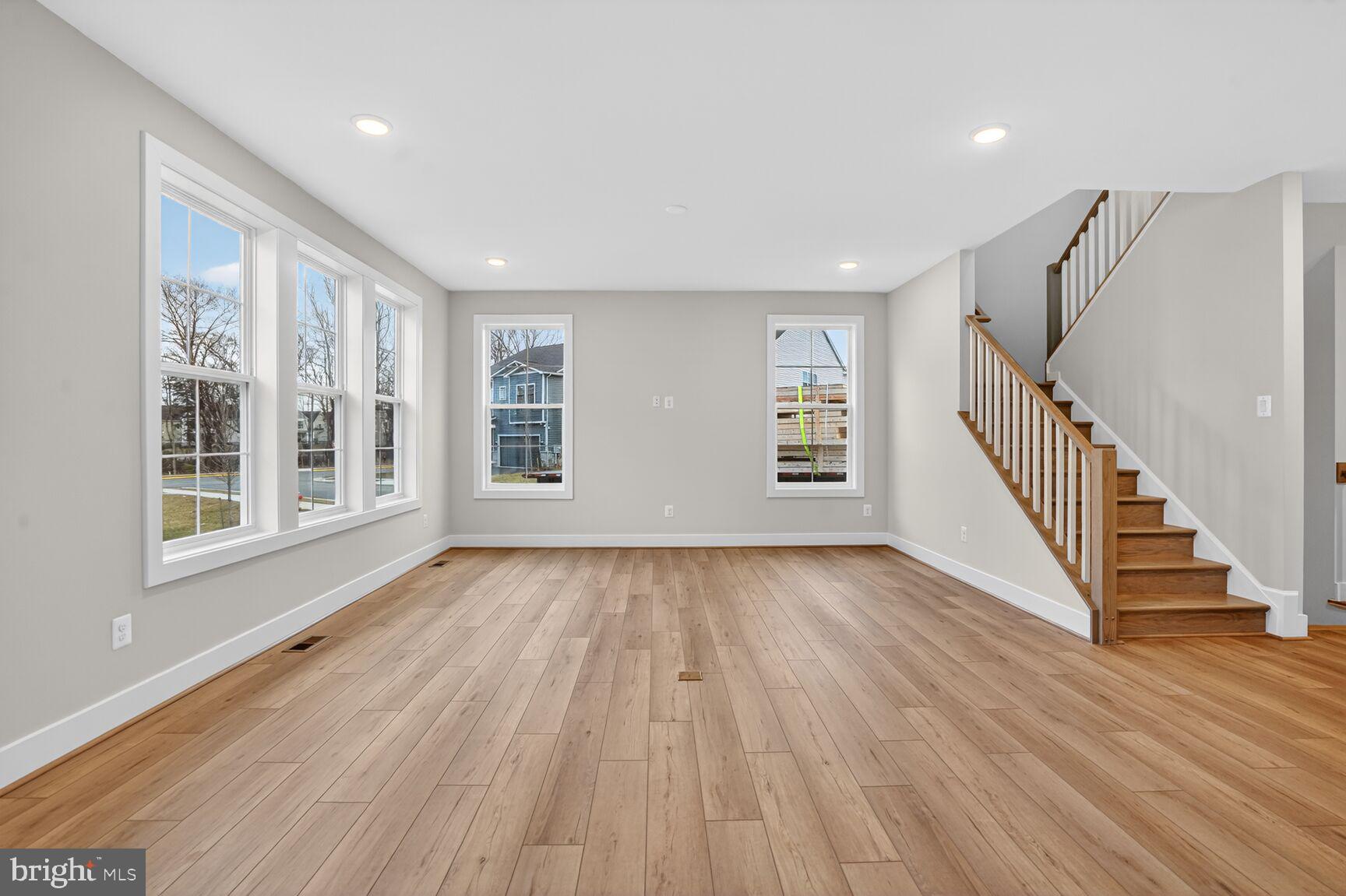 BRAMBLETON - Residential