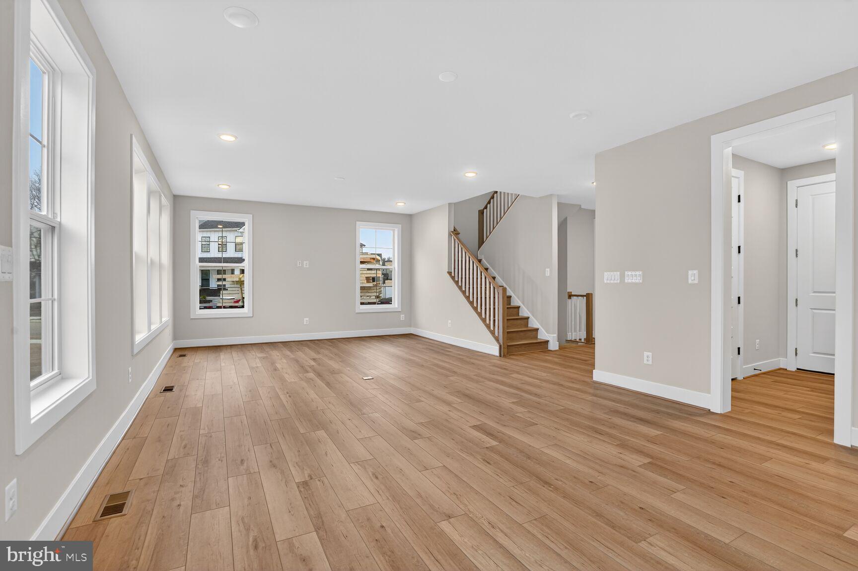 BRAMBLETON - Residential