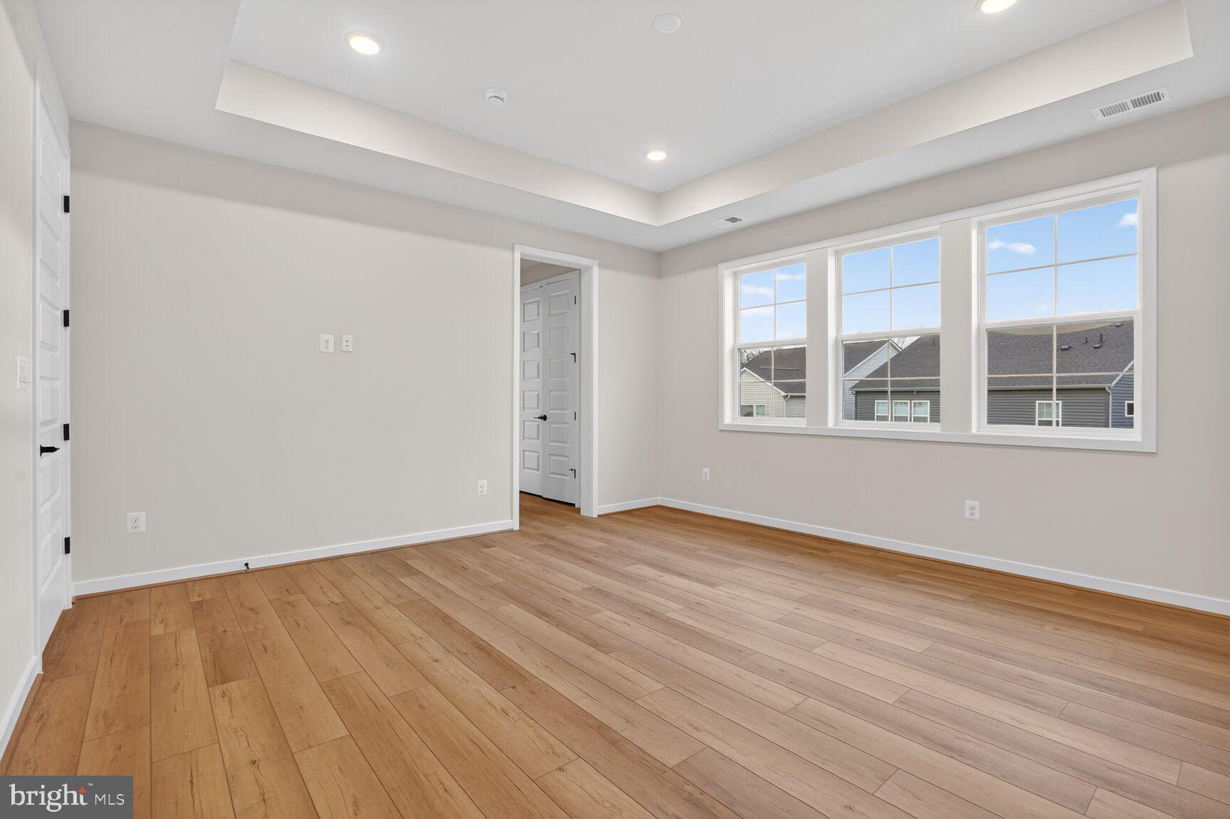 BRAMBLETON - Residential