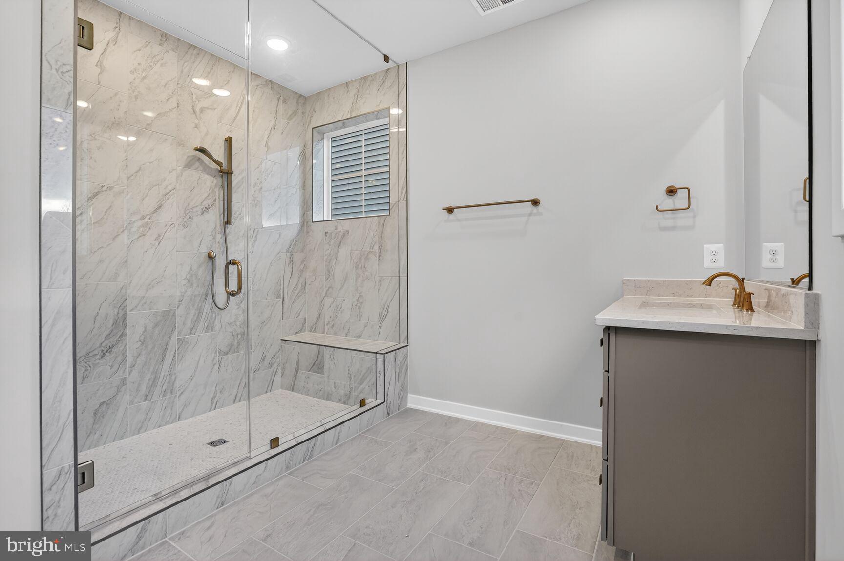 BRAMBLETON - Residential