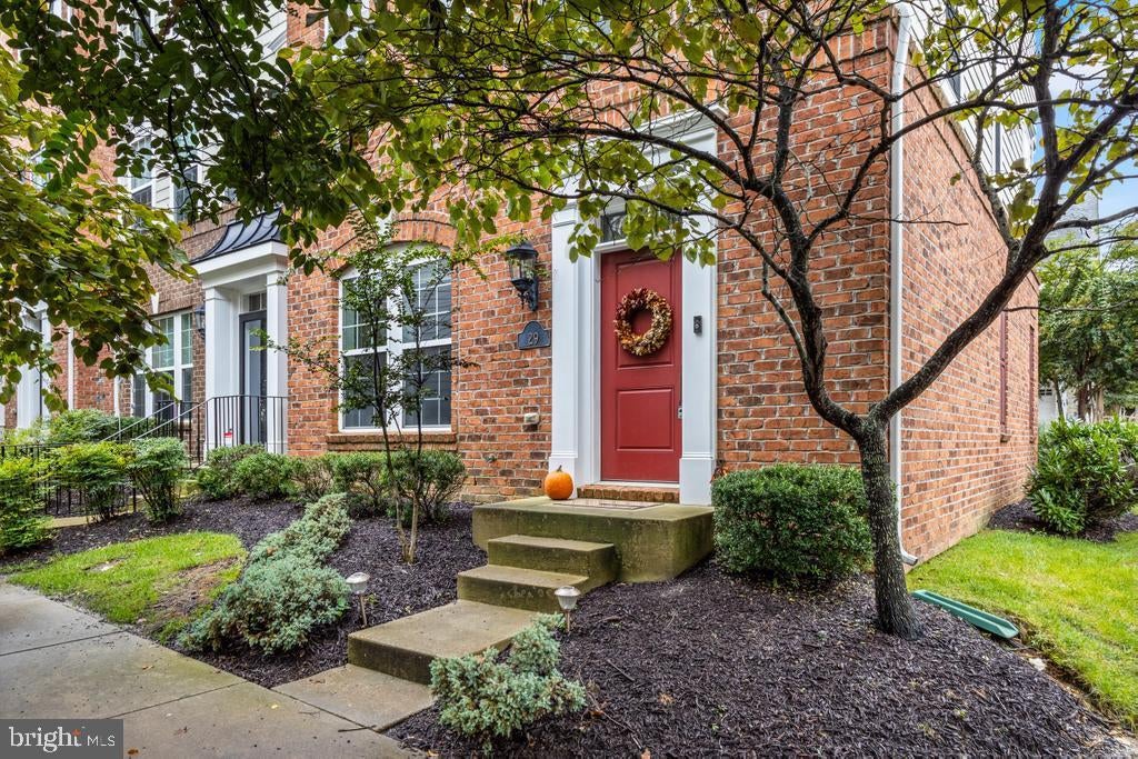 29 STEEPLECHASE DRIVE