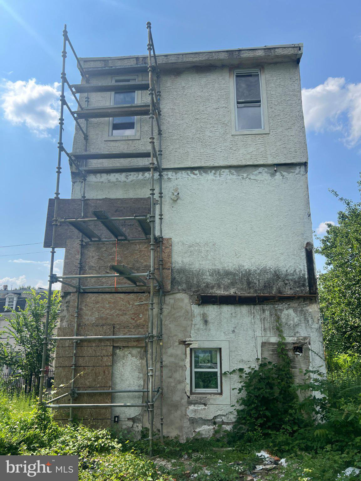 64 E WISTER STREET