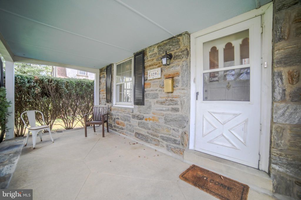 Photo of 128 Henley Road, WYNNEWOOD, PA 19096 (MLS # PAMC2164778)