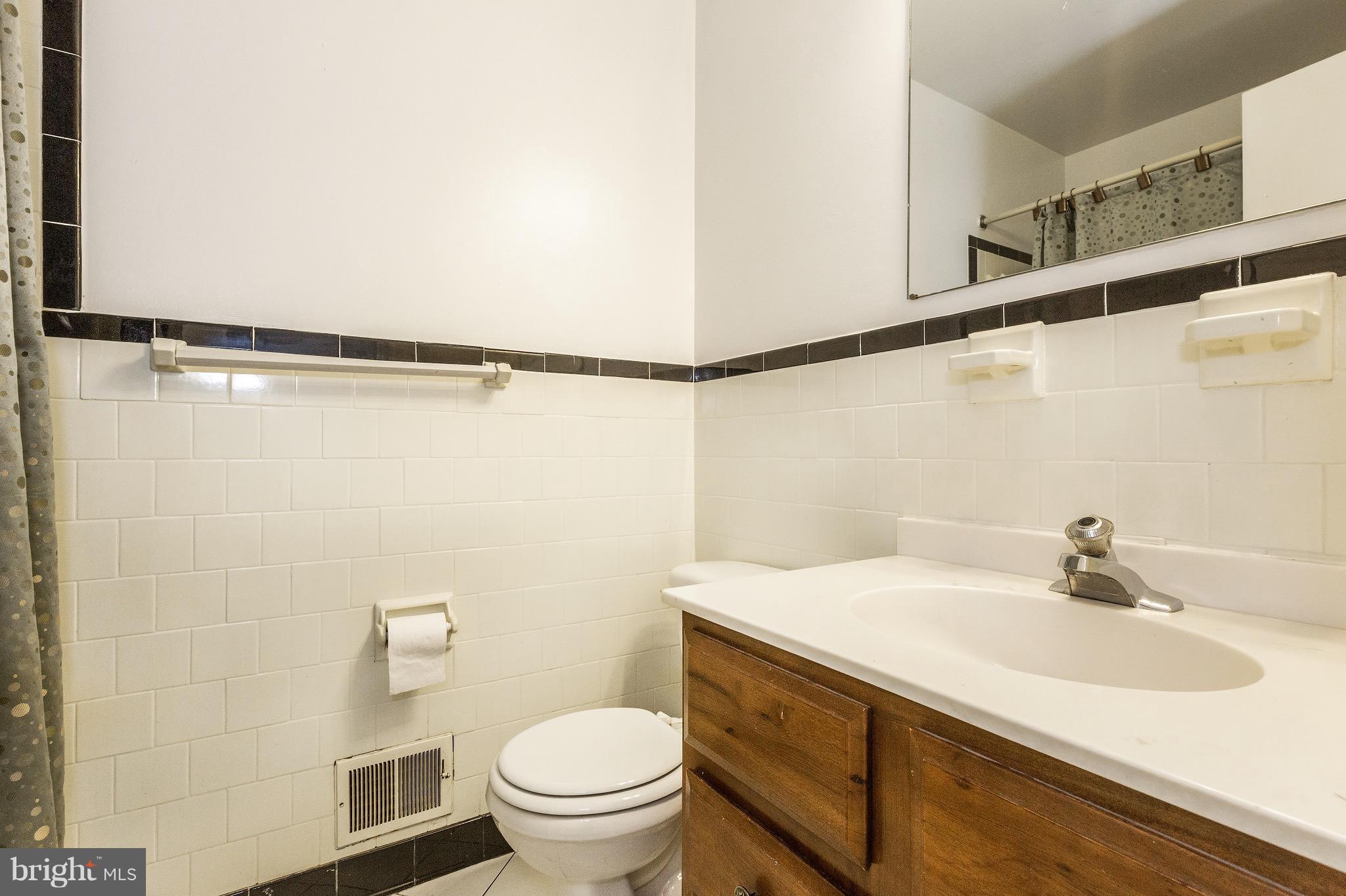 BROOKHAVEN - Residential Lease