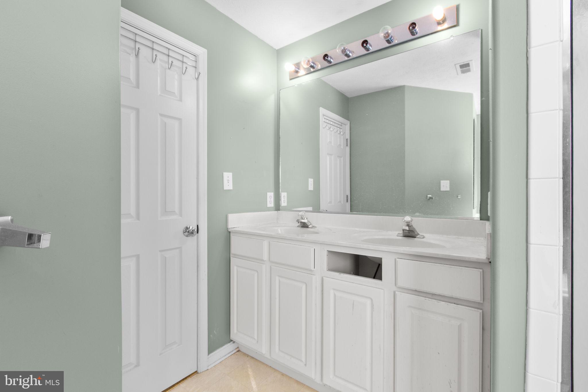 TIMBERLAKE - Residential