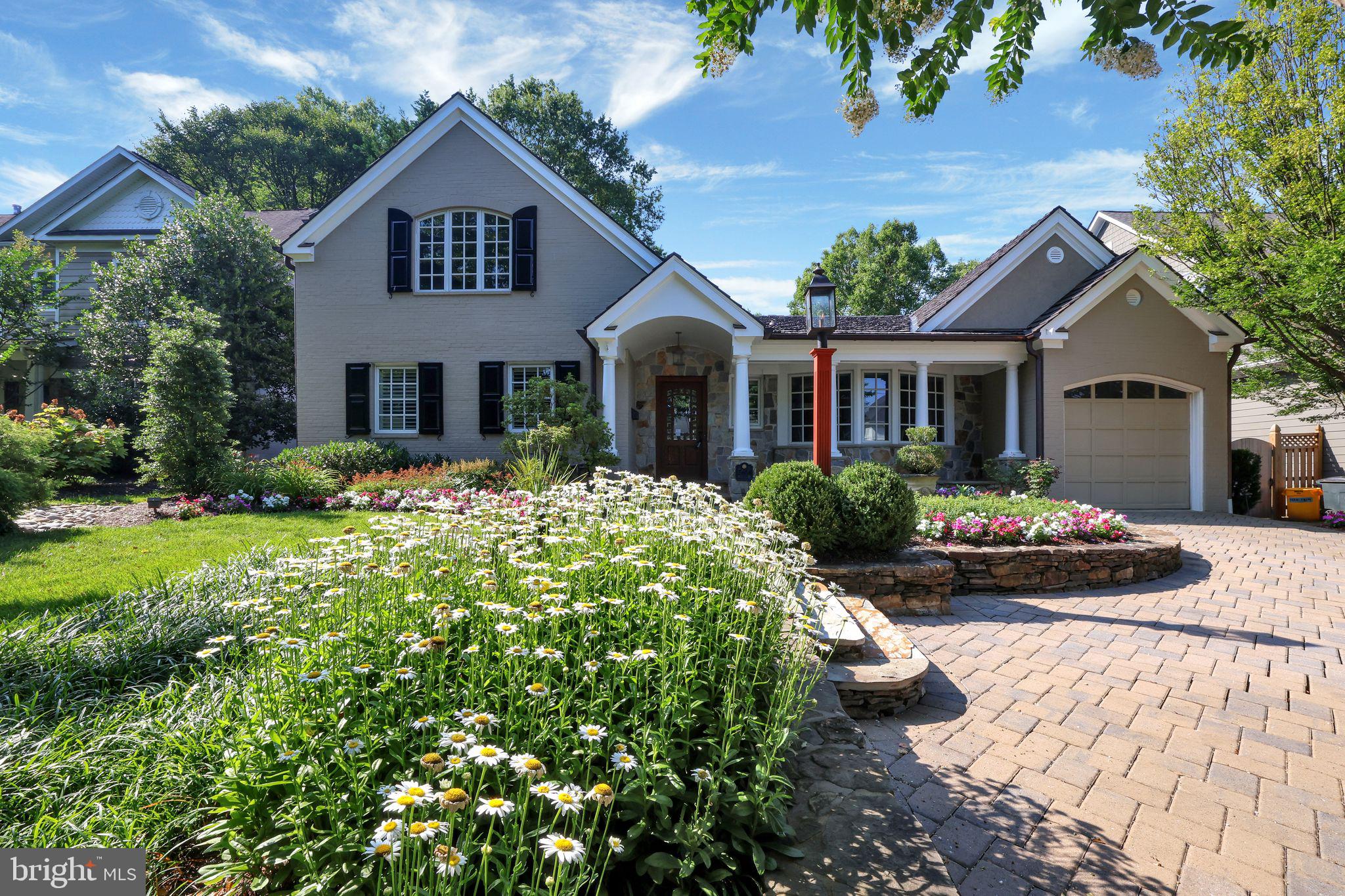 5606 WILSON LANE