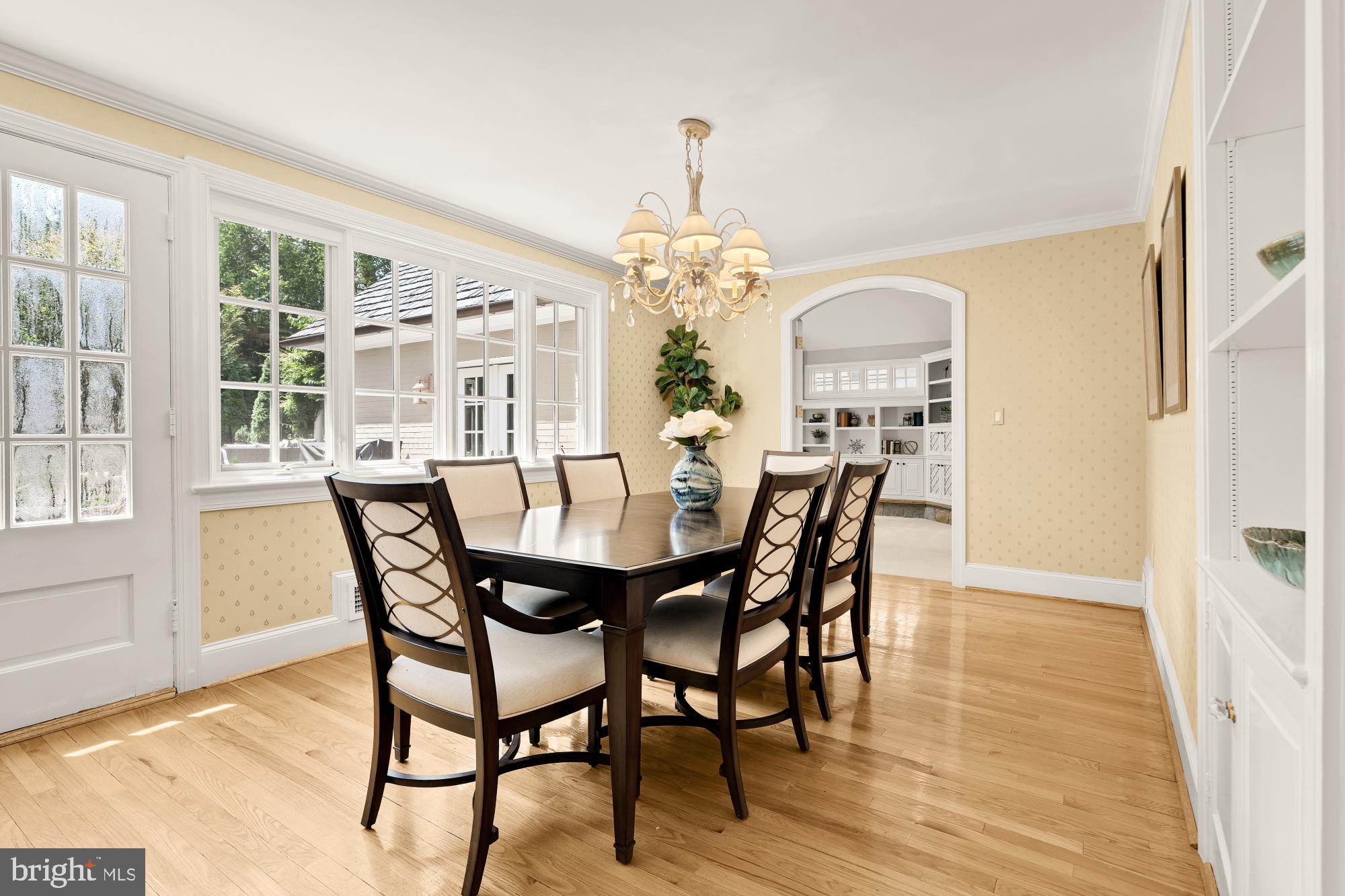 WHITEHALL MANOR - Residential