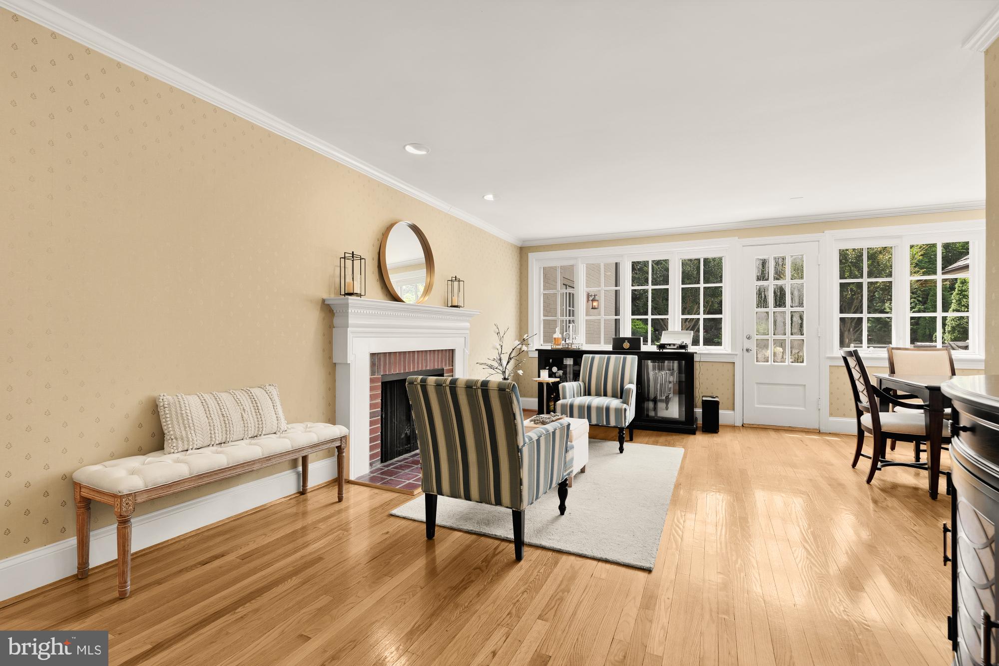 5606 WILSON LANE