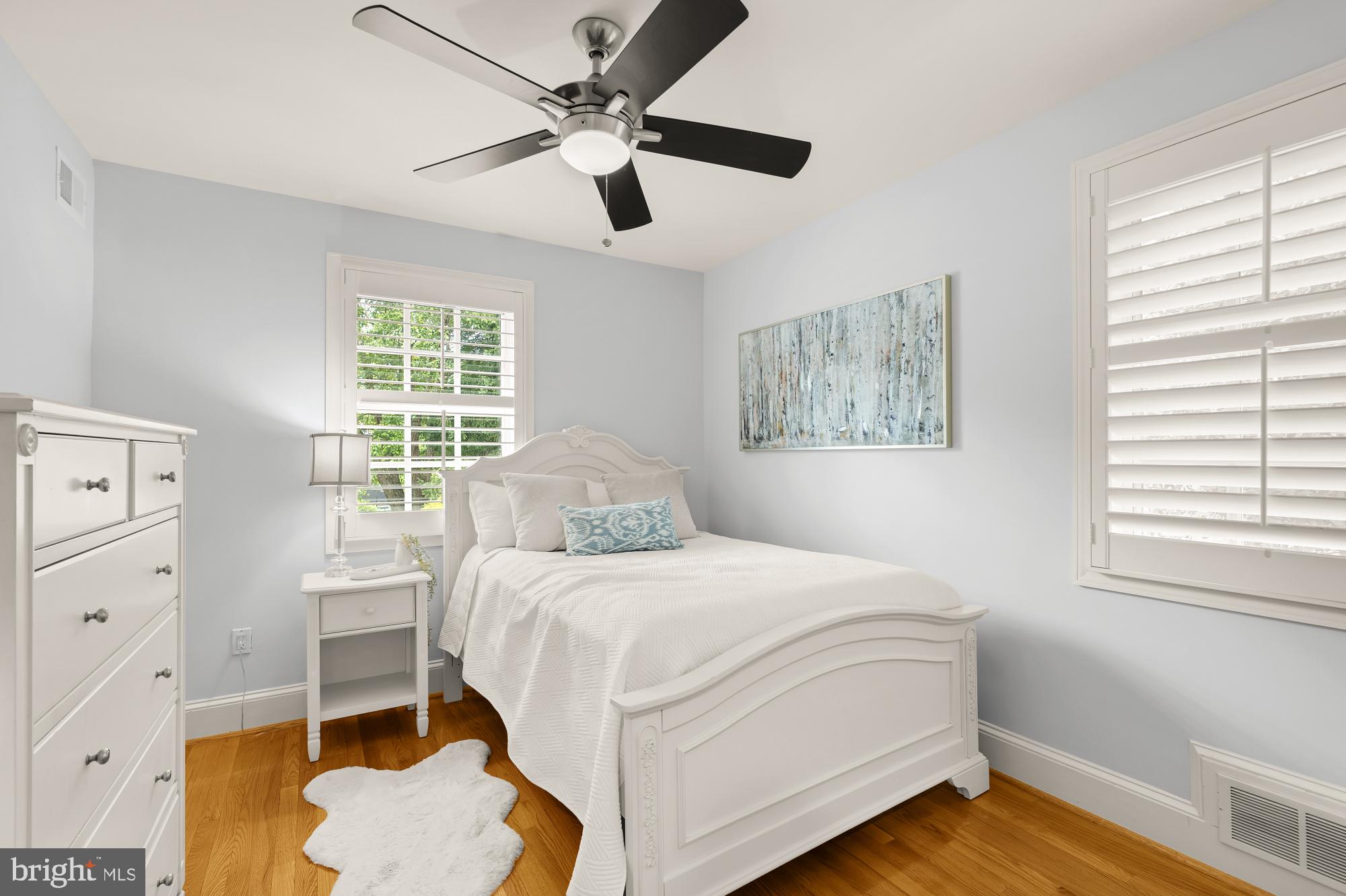 WHITEHALL MANOR - Residential