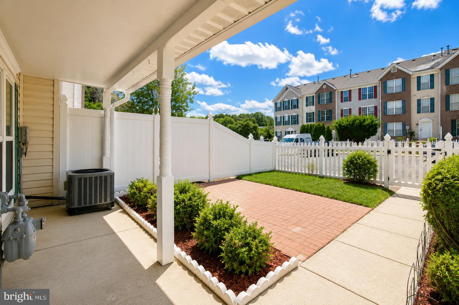 1818 TRIPLE FEATHER ROAD 85