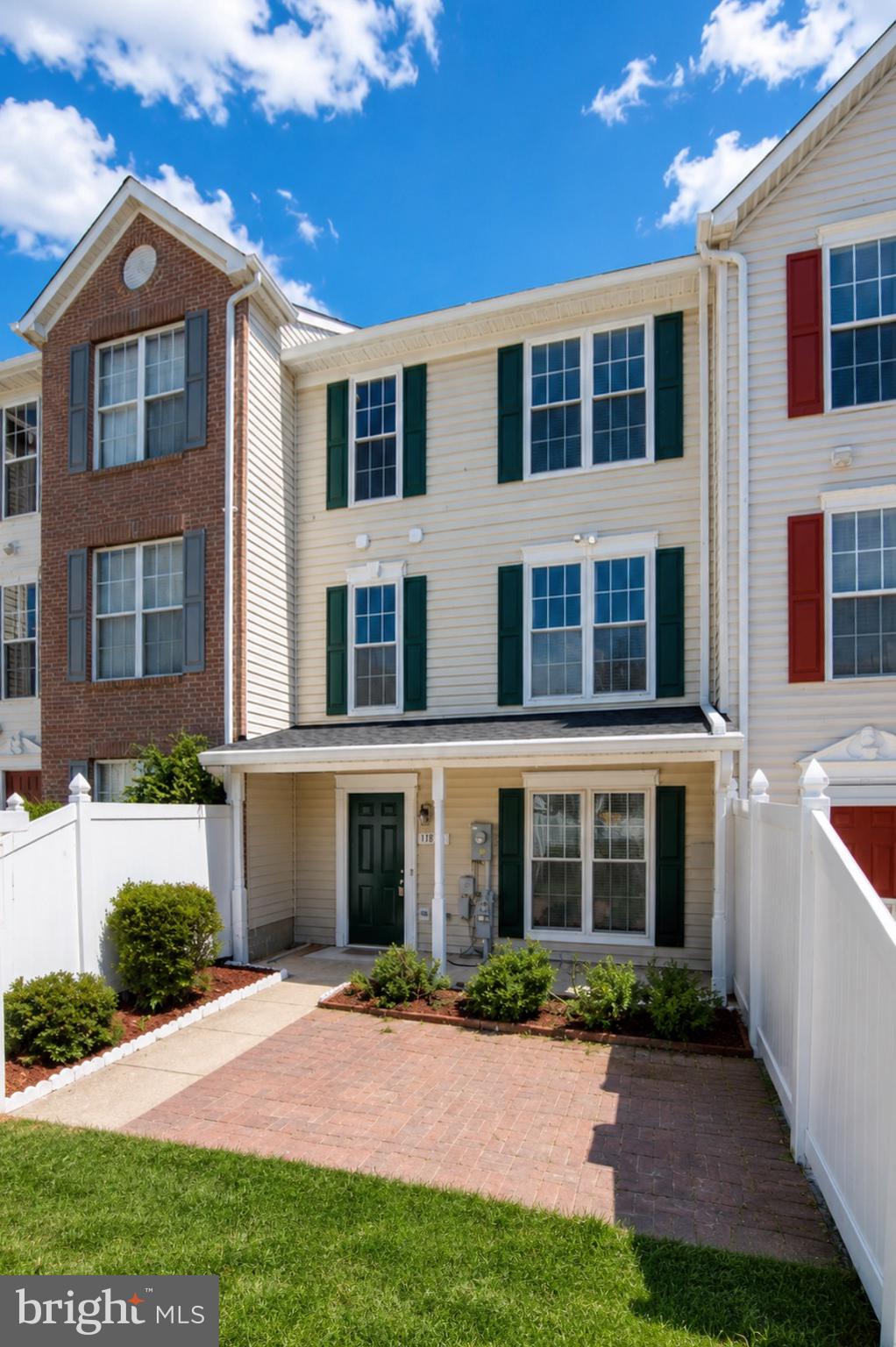 1818 TRIPLE FEATHER ROAD 85