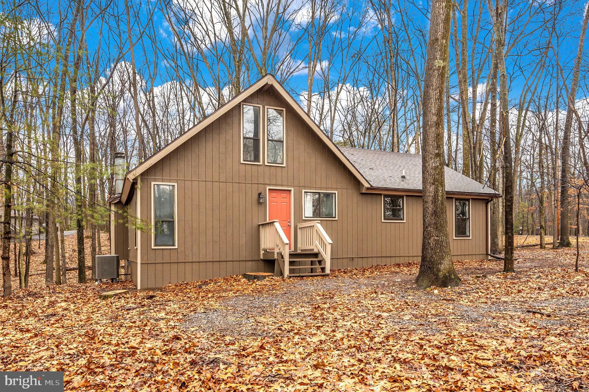 THE WOODS - Residential