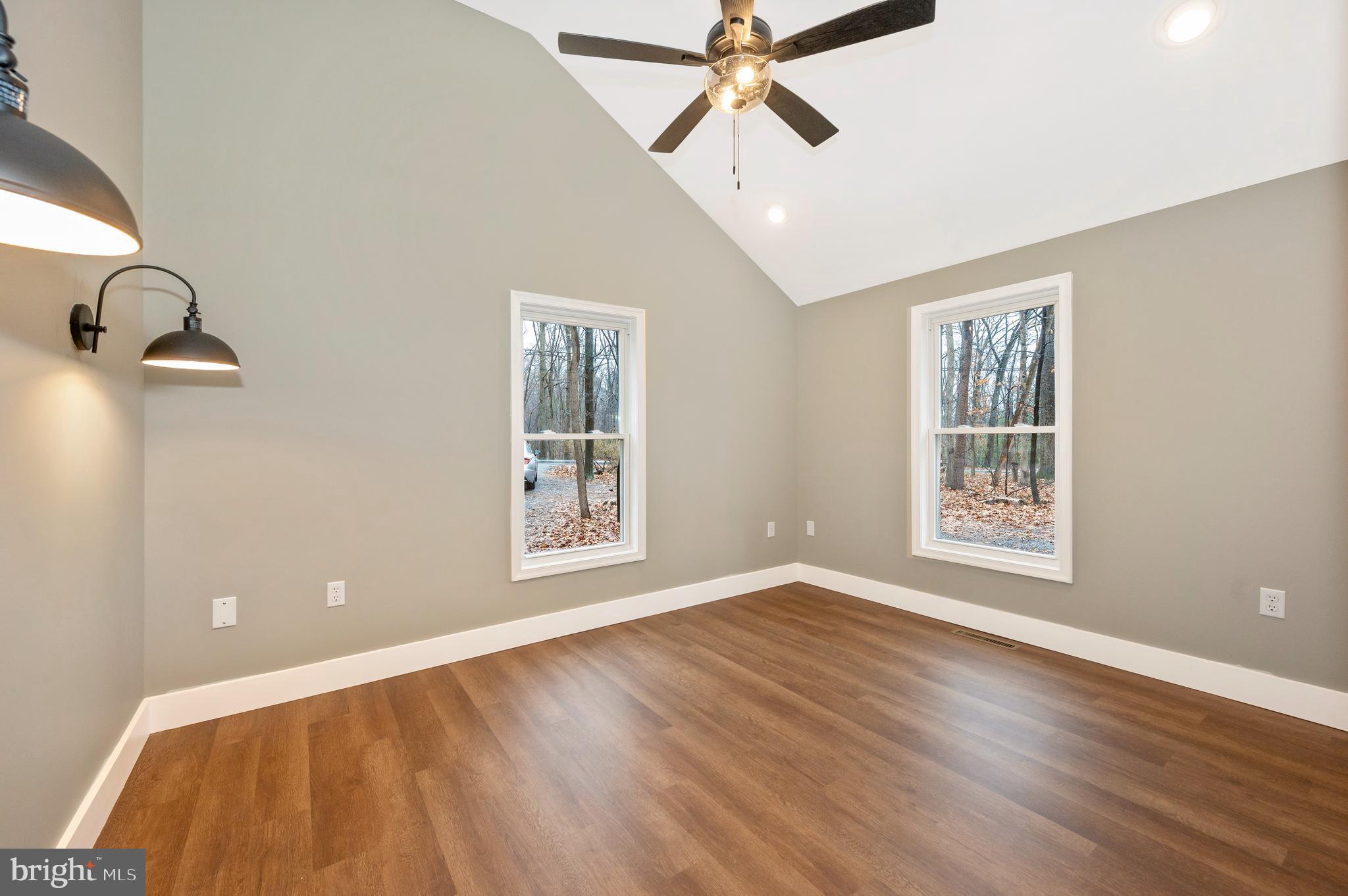 THE WOODS - Residential