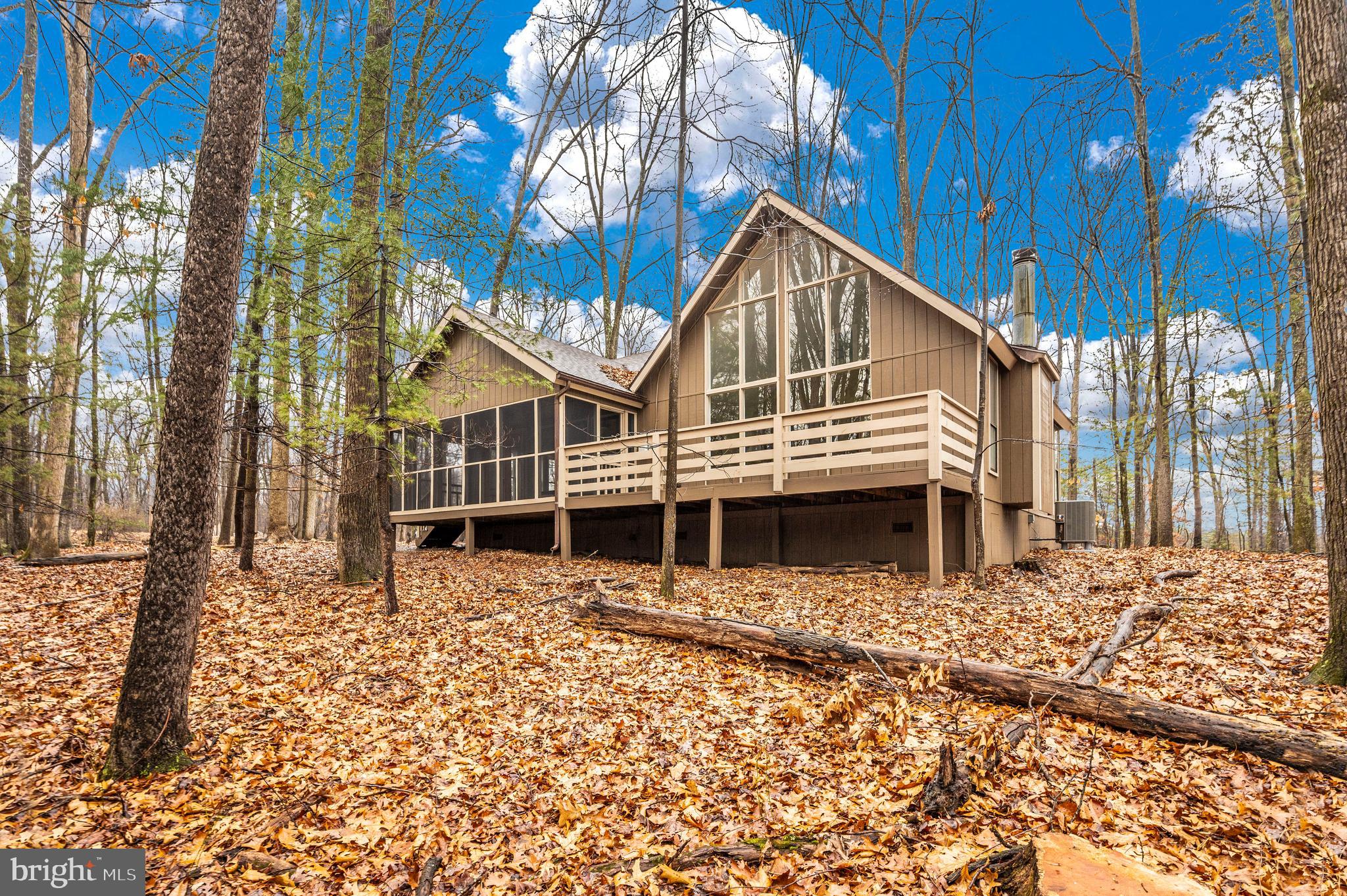 THE WOODS - Residential