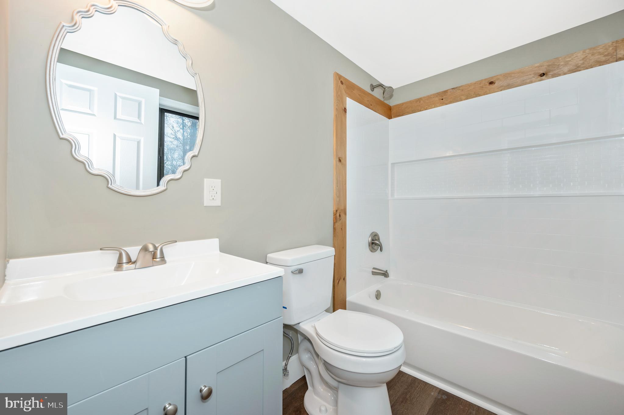 THE WOODS - Residential