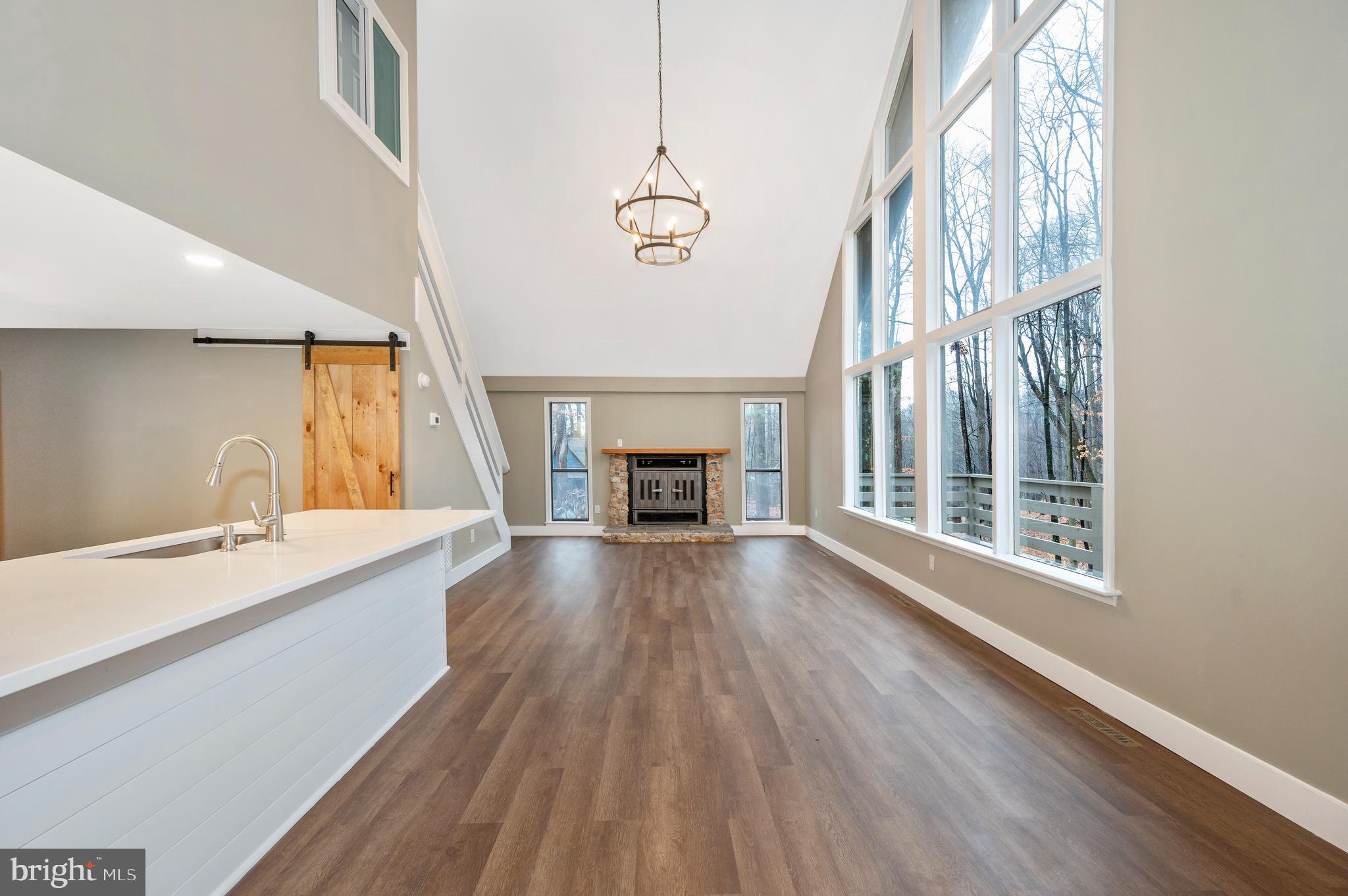 THE WOODS - Residential