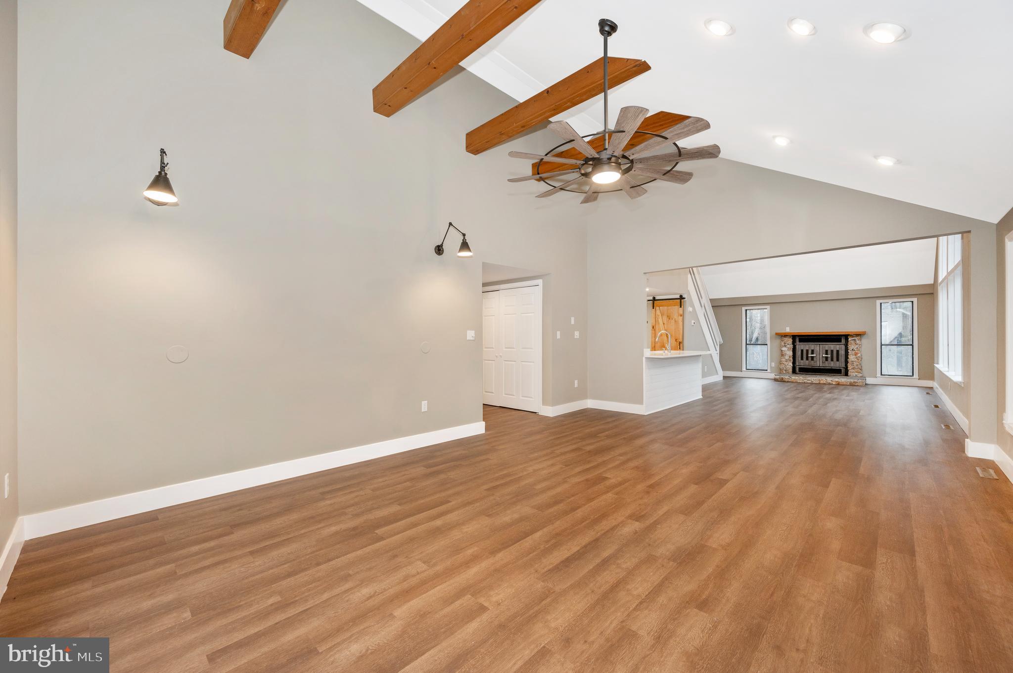 THE WOODS - Residential