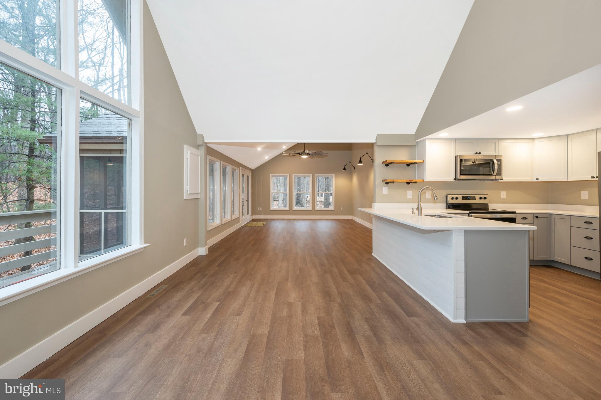 THE WOODS - Residential